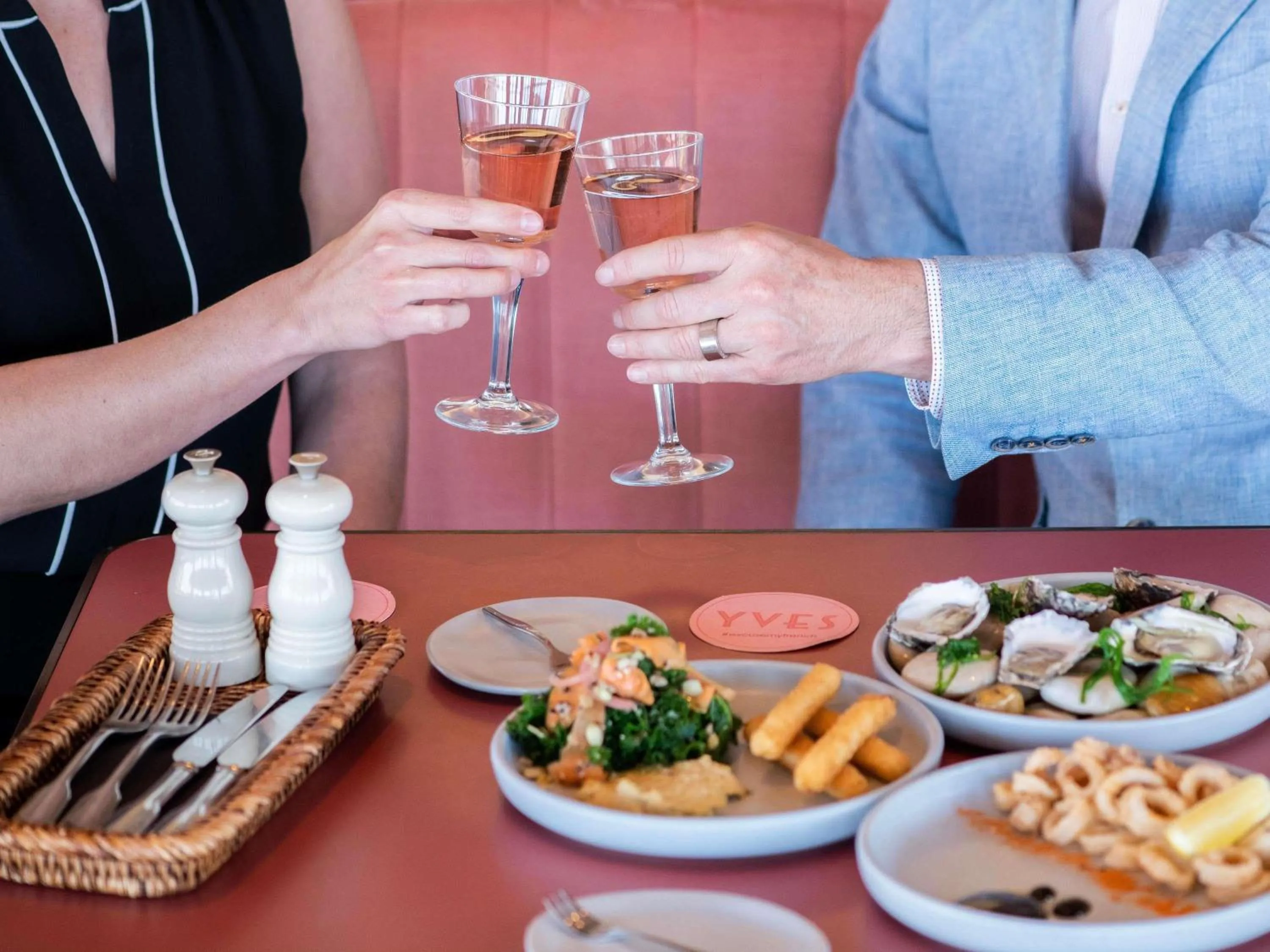 Lounge or bar in The Sebel Kiama