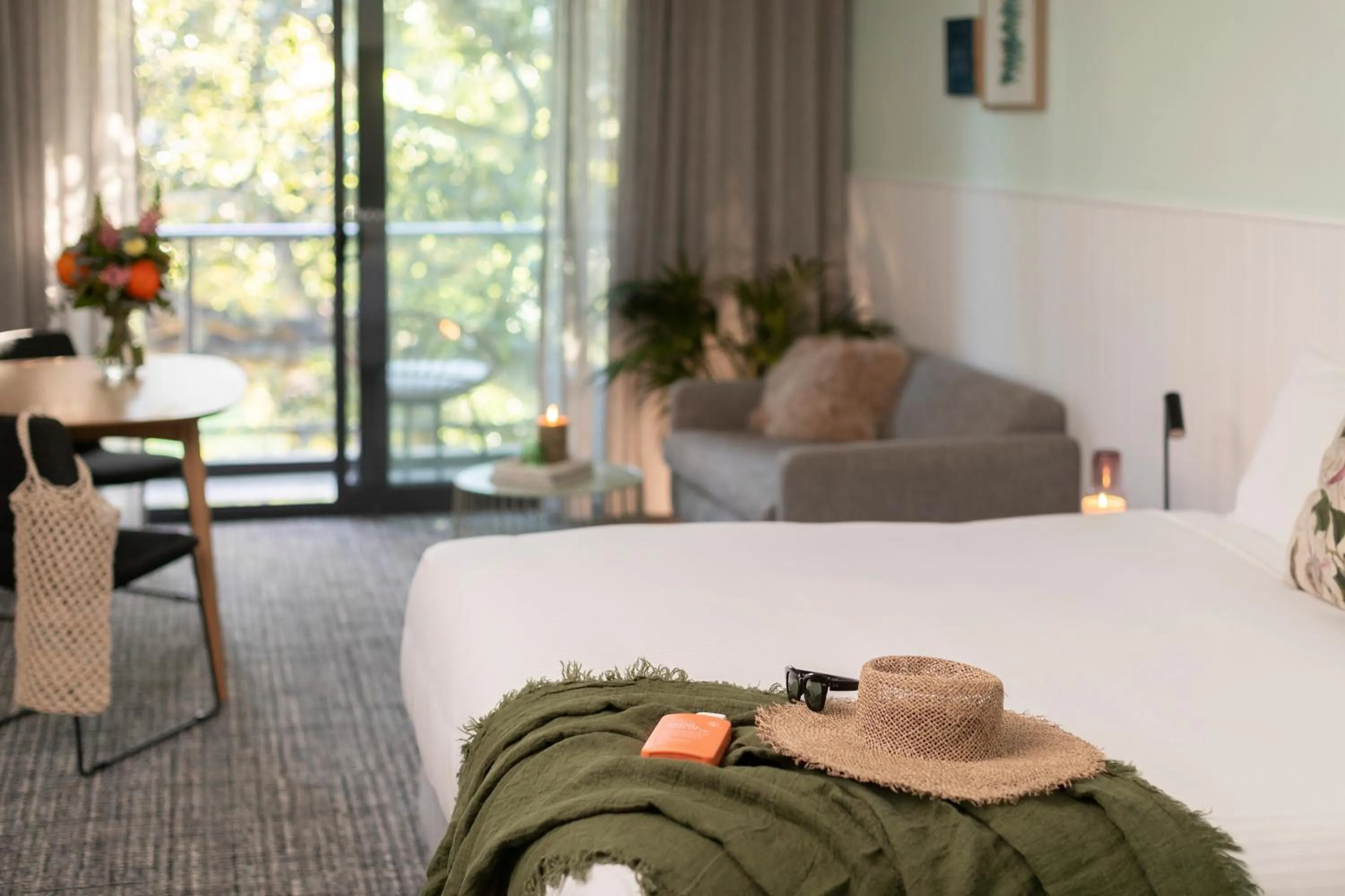 Photo of the whole room, Bed in The Sebel Kiama