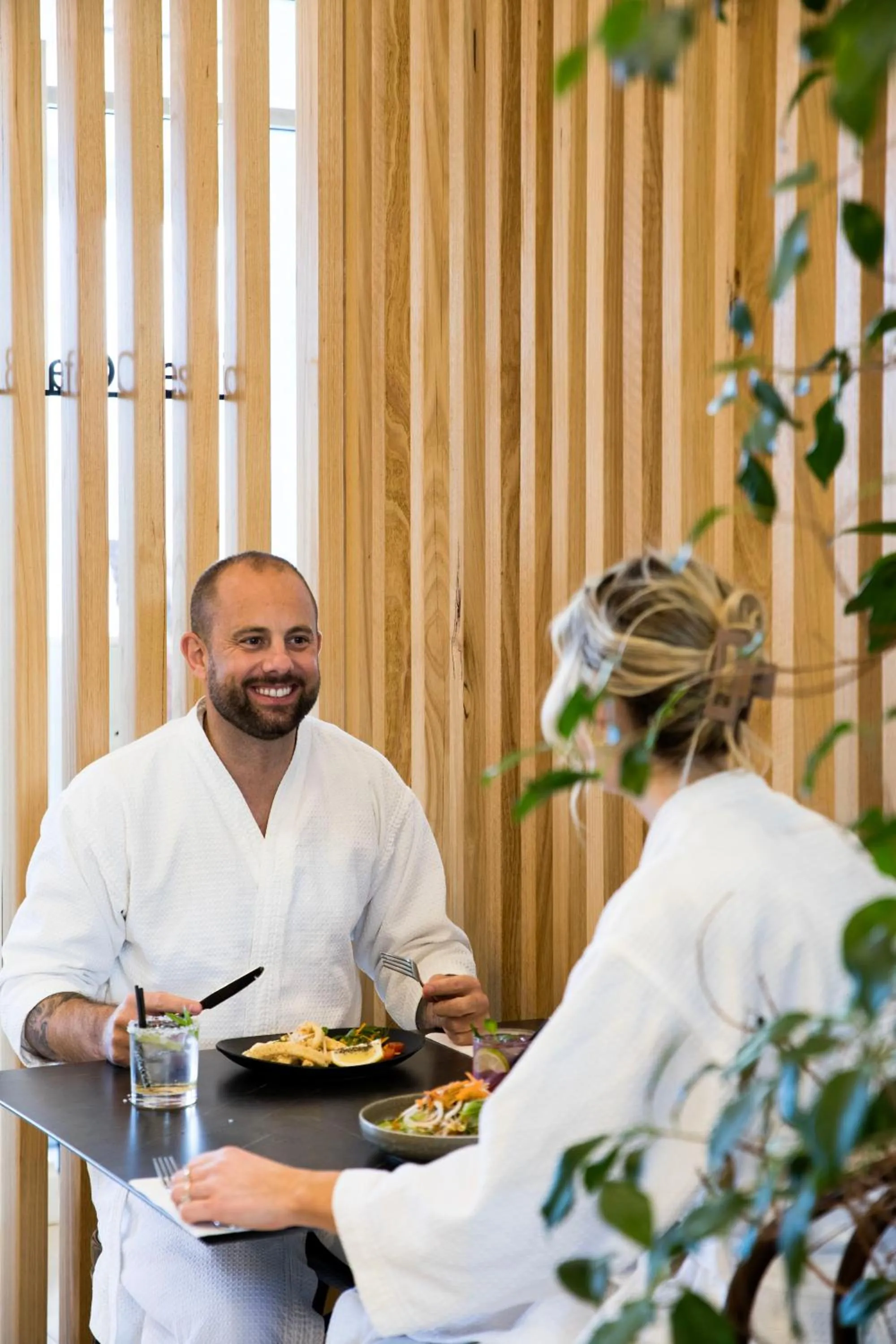 Restaurant/places to eat in Deep Blue Hotel & Hot Springs