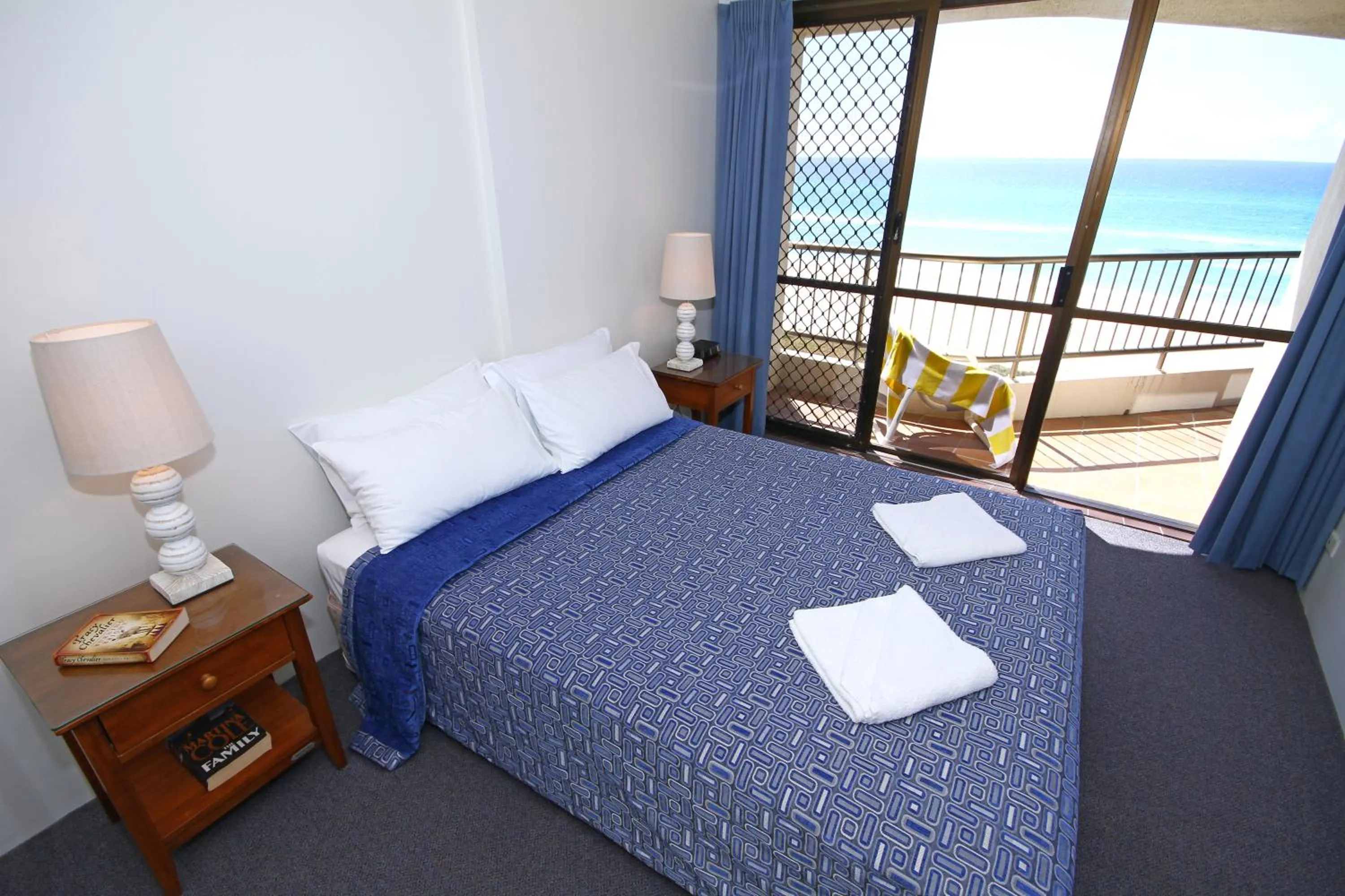 View (from property/room), Bed in San Simeon Beachfront Apartments Tugun