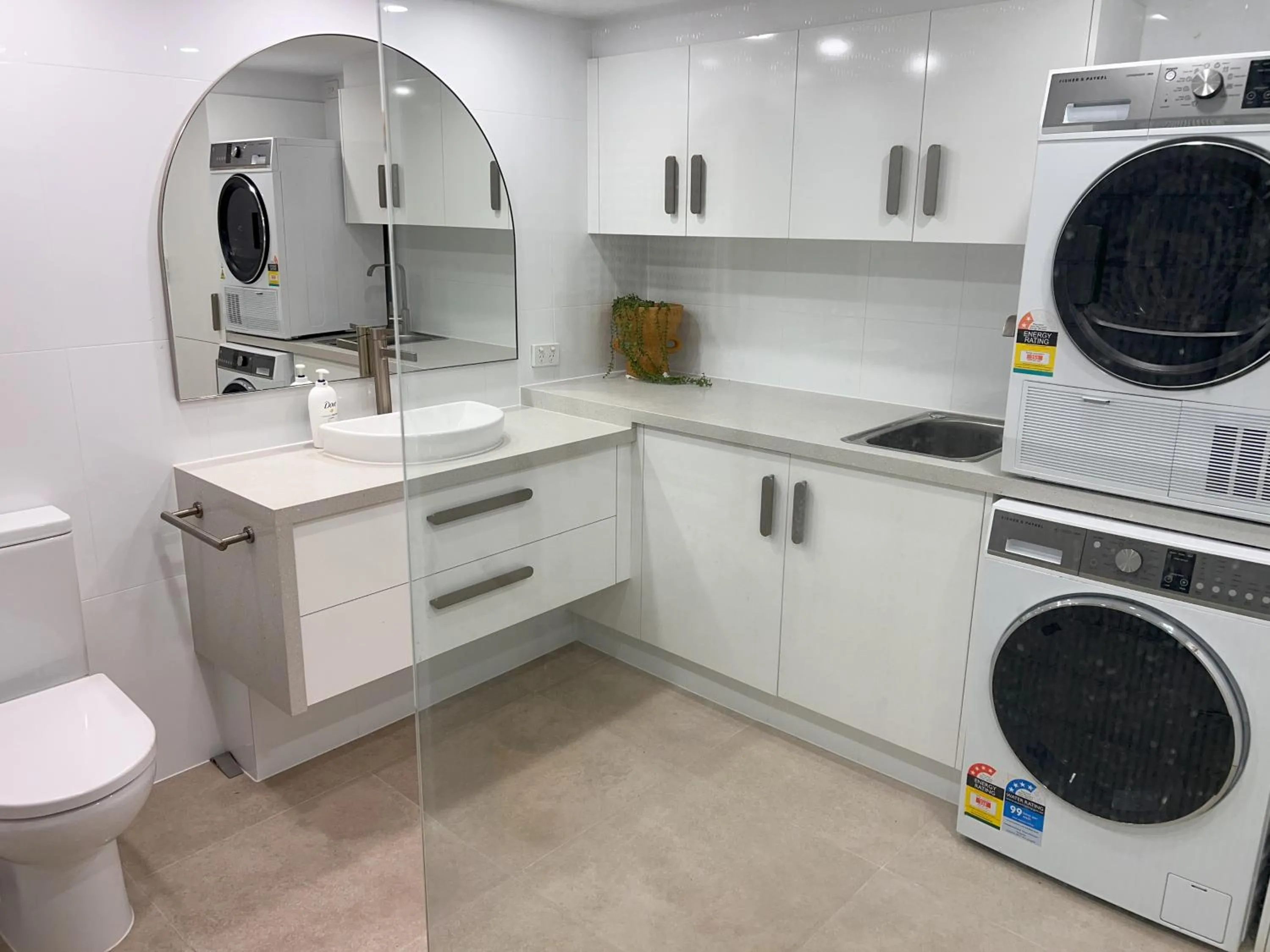 San Simeon Beachfront Apartments Tugun