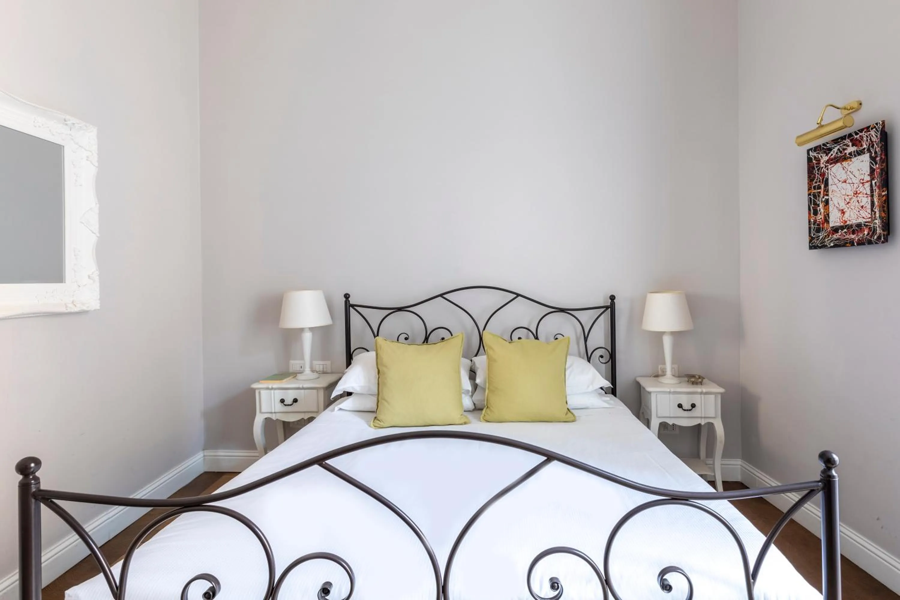Bedroom, Bed in Spagna Art & Suites - CA Domus Collection