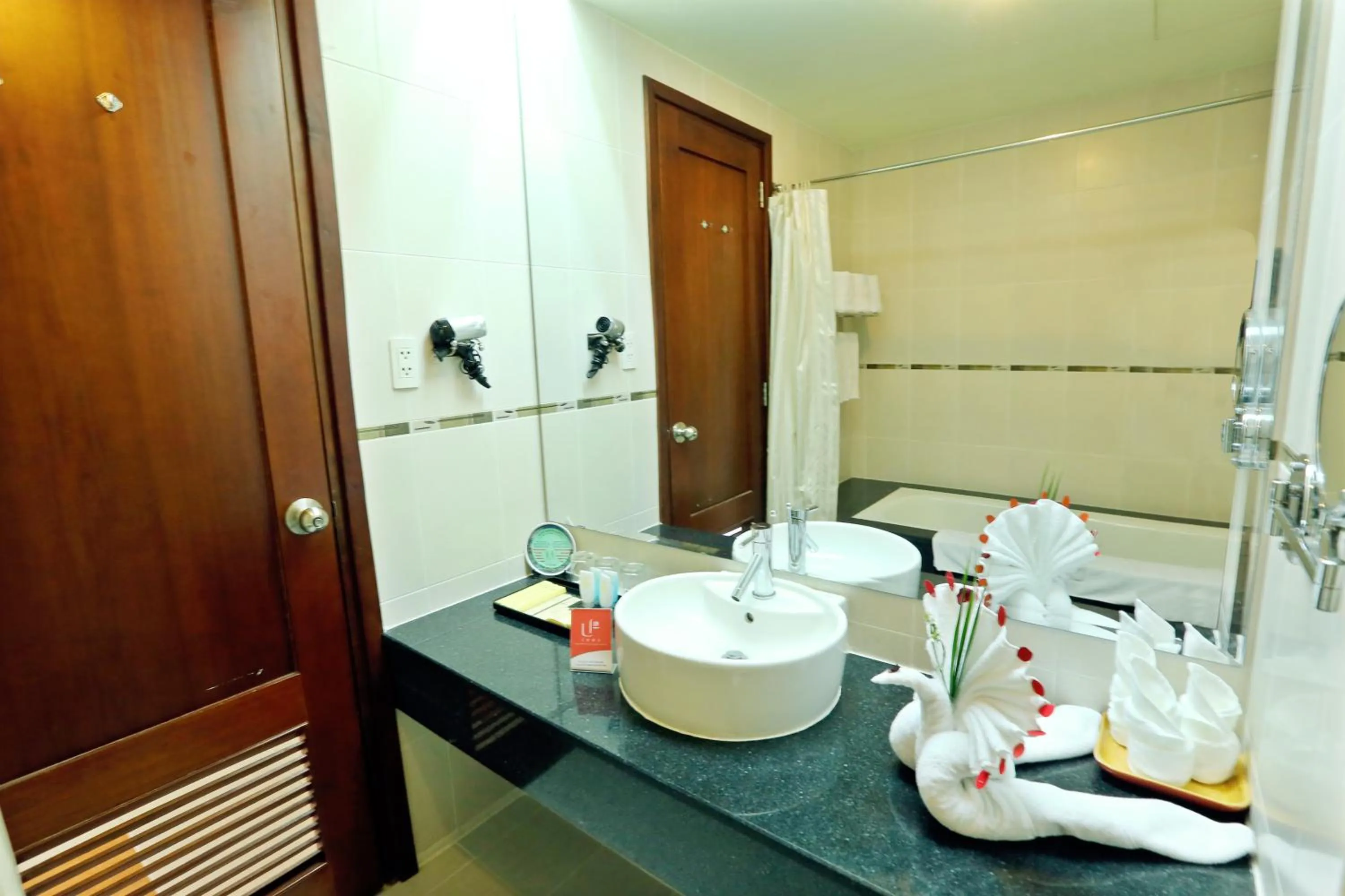 Bathroom in Park View Hotel