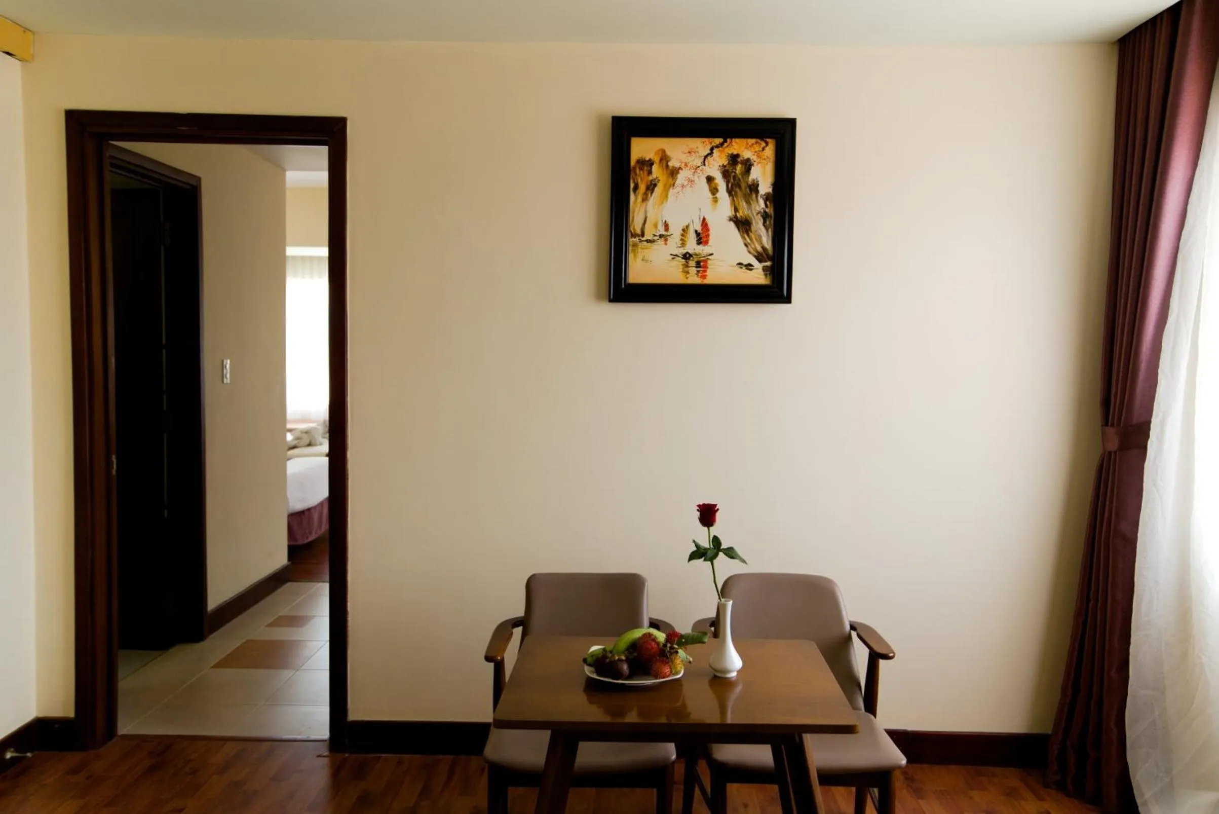 Decorative detail in Park View Hotel