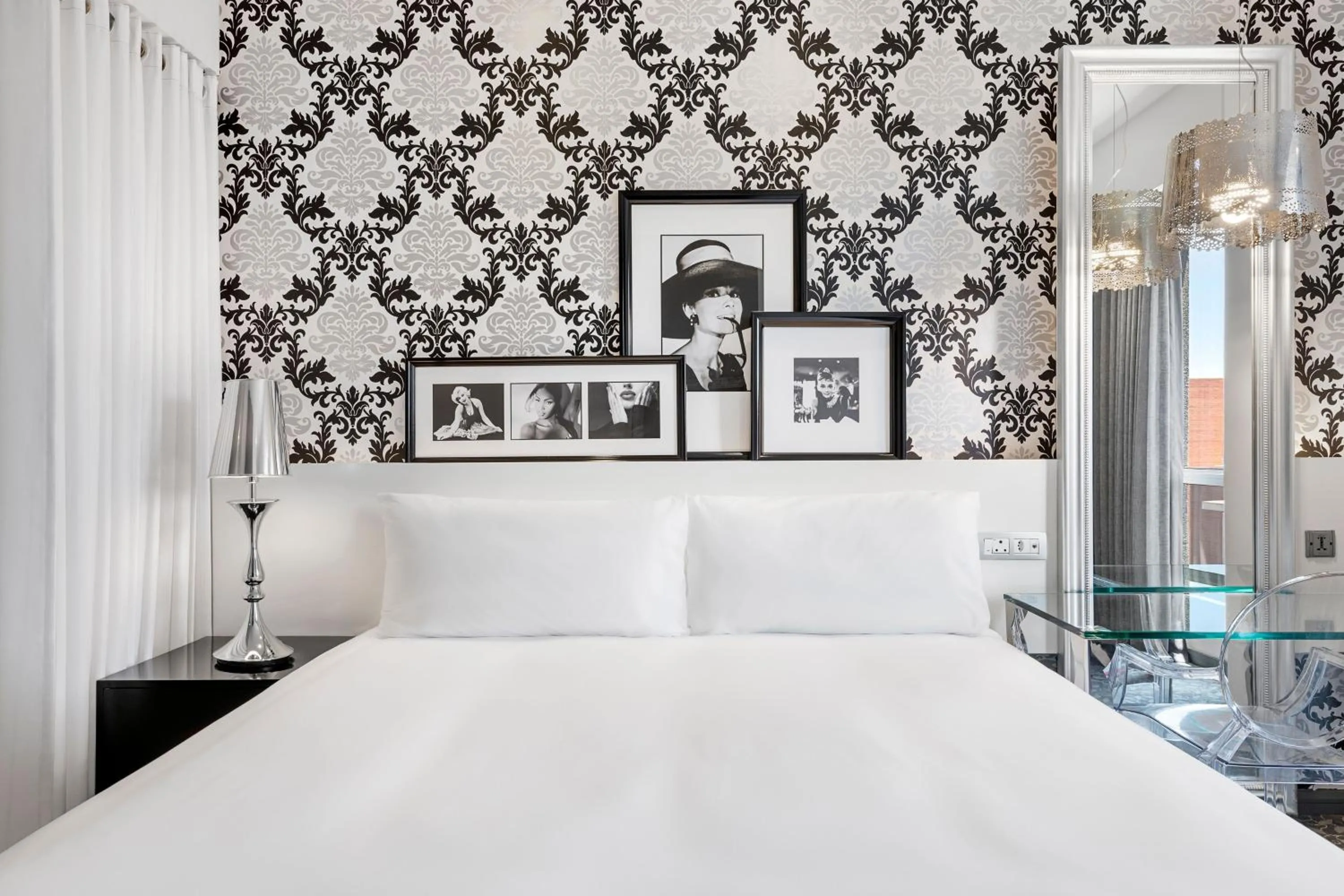 Bedroom, Bed in Protea Hotel Fire & Ice! by Marriott Johannesburg Melrose Arch