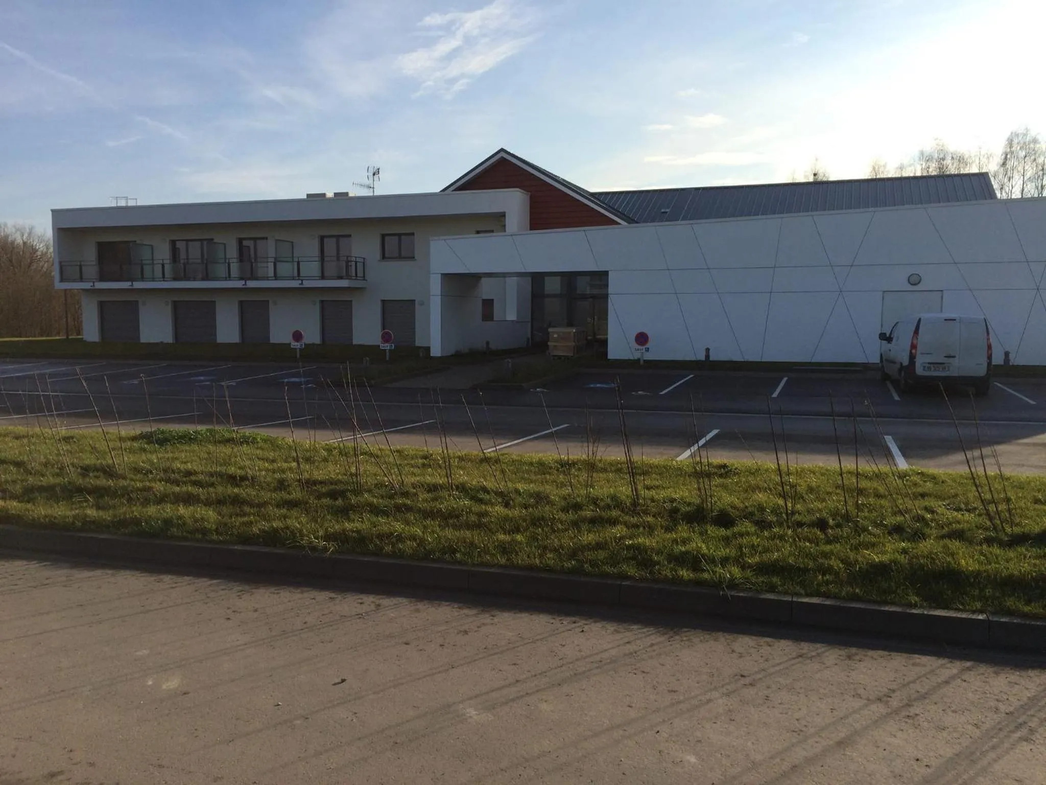 Facade/entrance in Hotel - Restaurant La Claire Forêt
