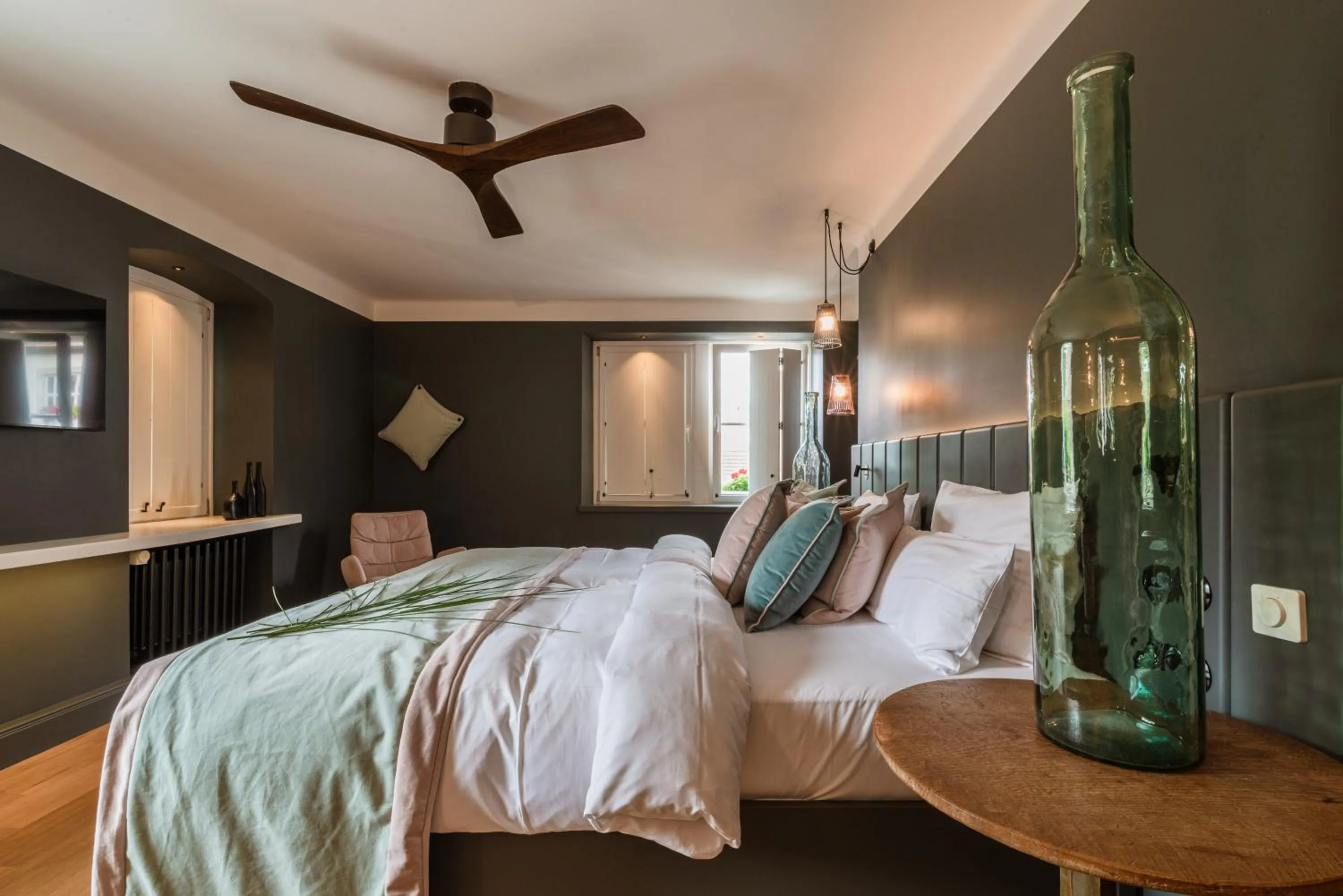 Bedroom, Bed in Hotel / Weingut Meintzinger