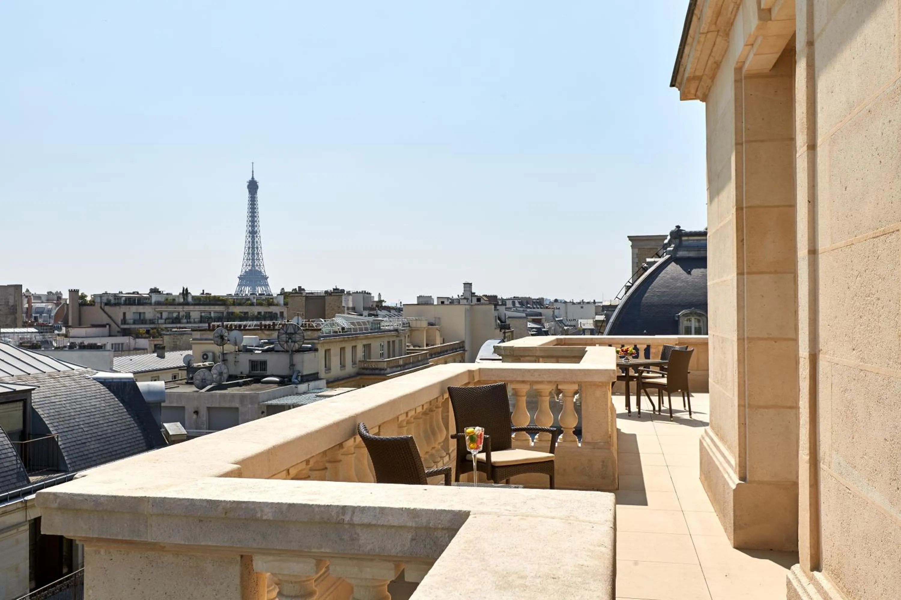 View (from property/room) in Hôtel Raphael