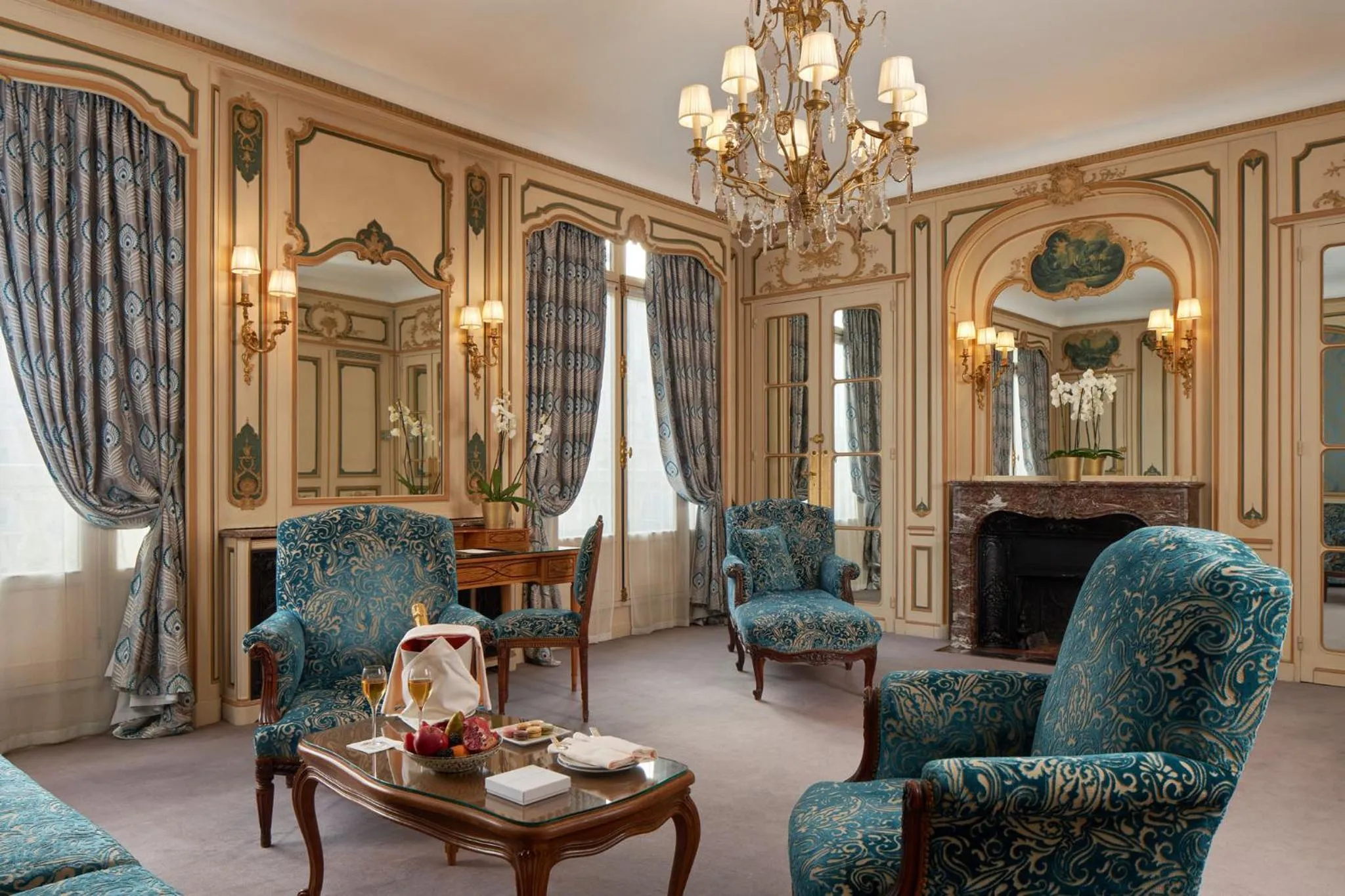 Living room in Hôtel Raphael