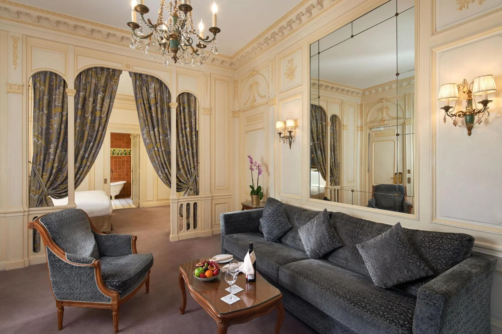 Living room in Hôtel Raphael