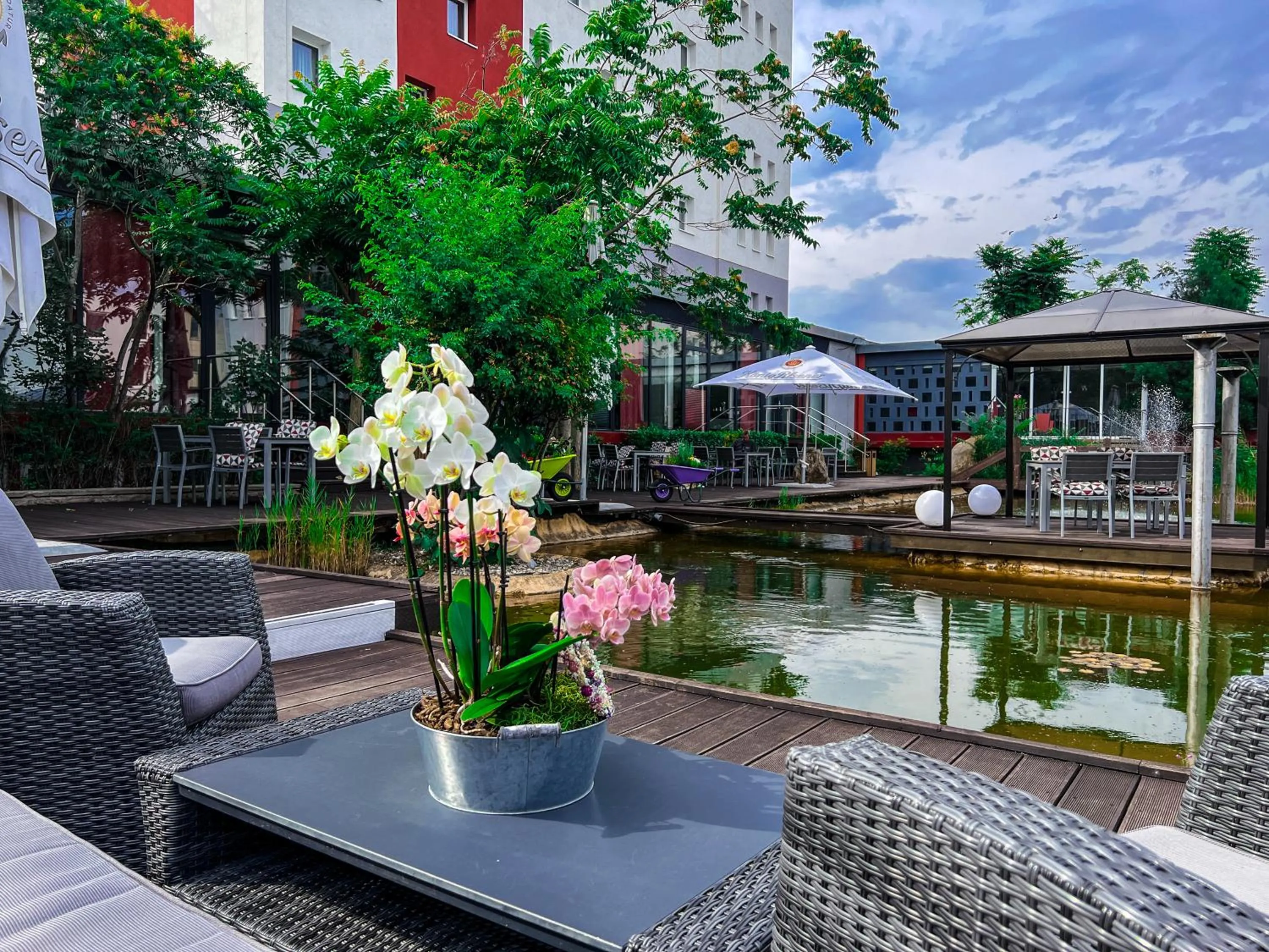 Breakfast in SKYHOTEL Merseburg