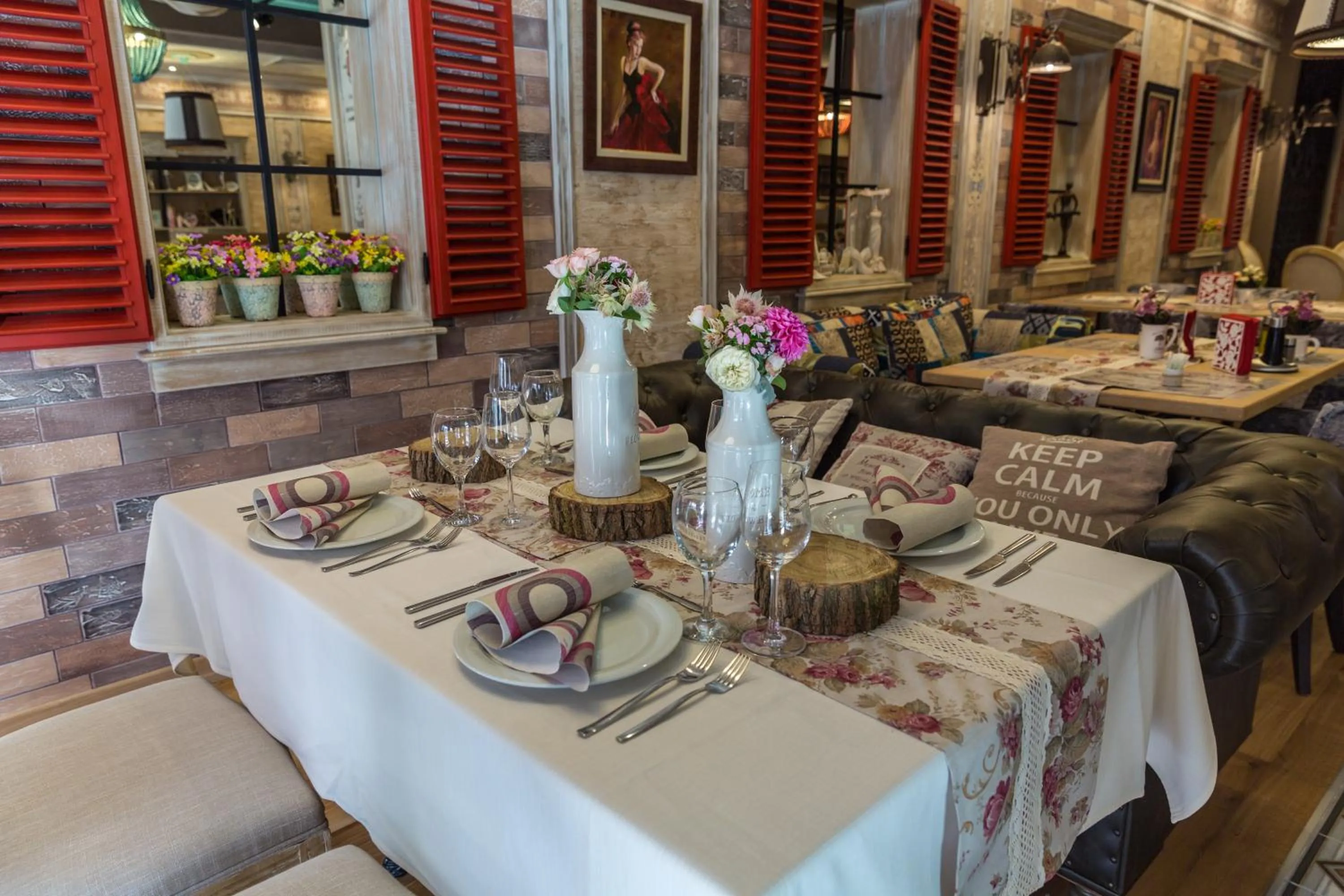 Restaurant/places to eat in Cosmopolitan Hotel & Wellness