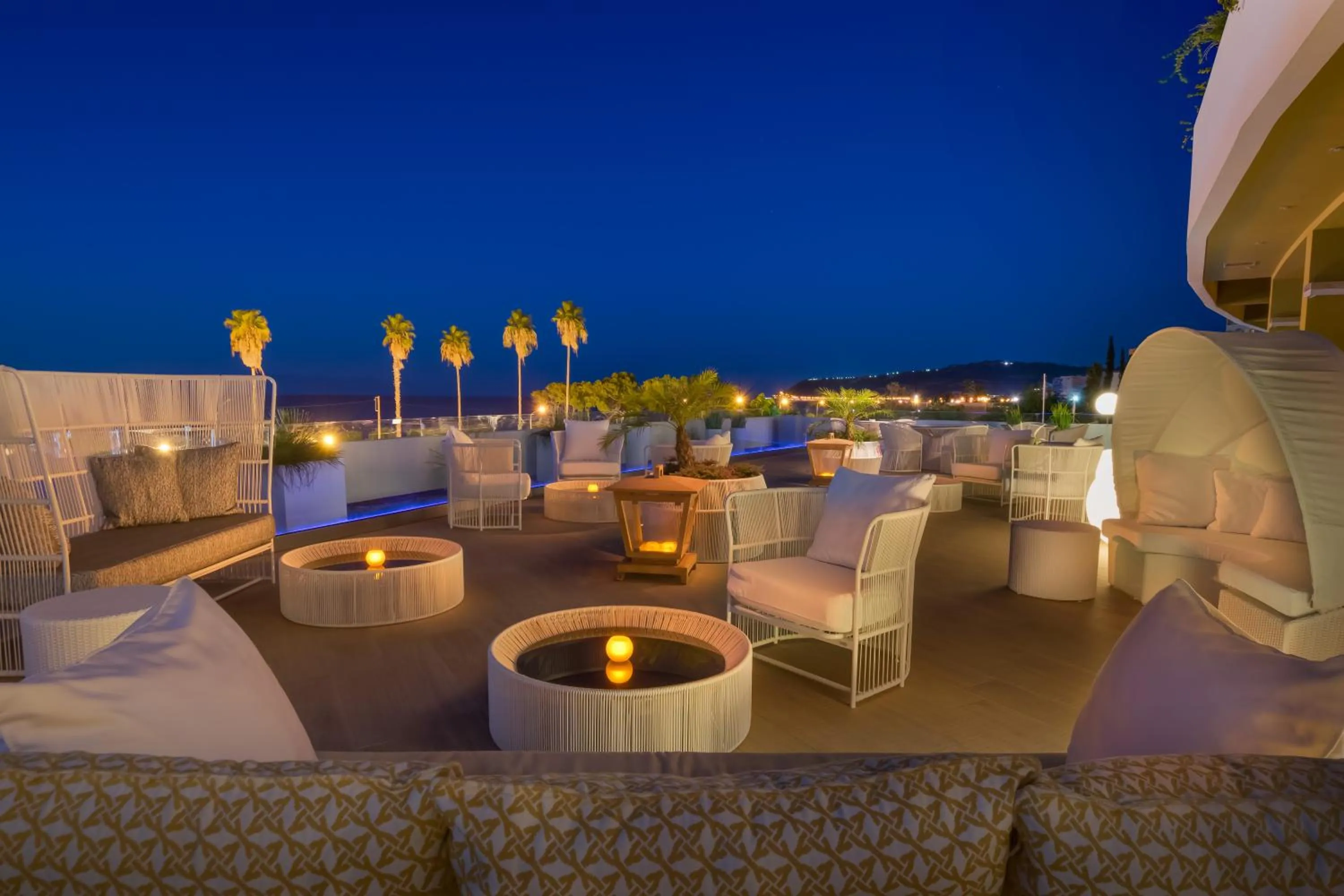 Lounge or bar in Olympic Palace Hotel