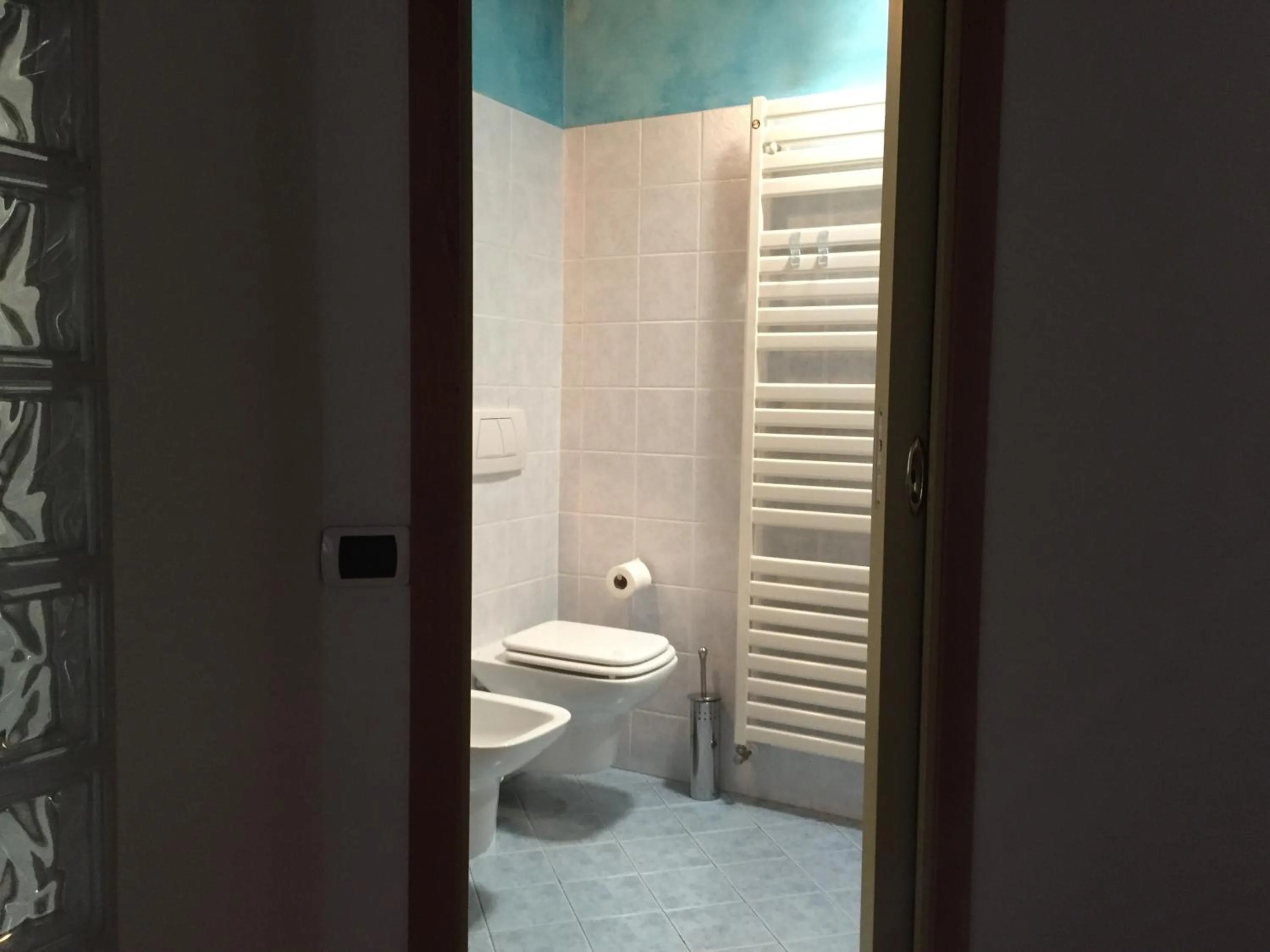 Bathroom in B&B Treviglio