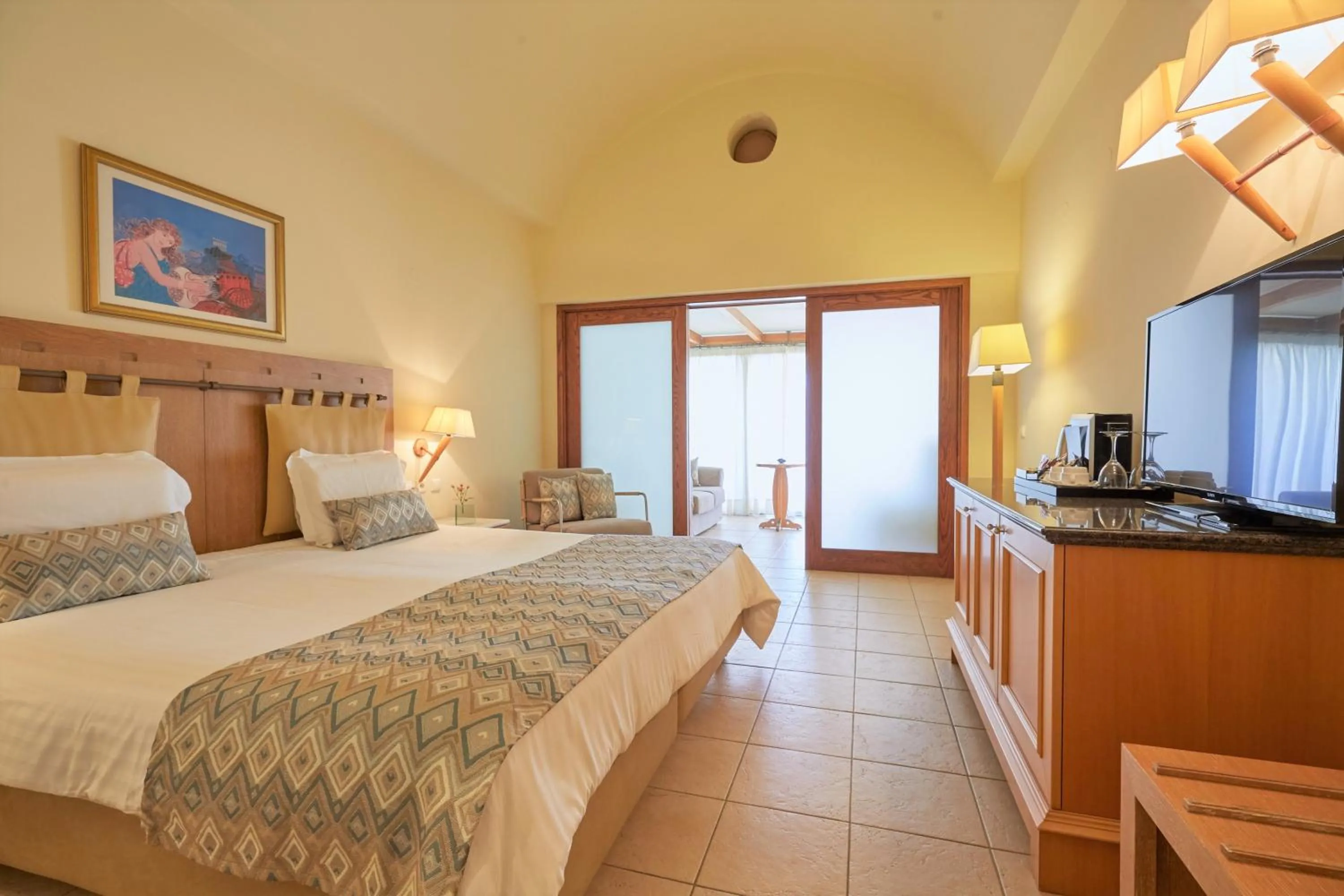Bed in Giannoulis - Santa Marina Plaza (Adults Only)