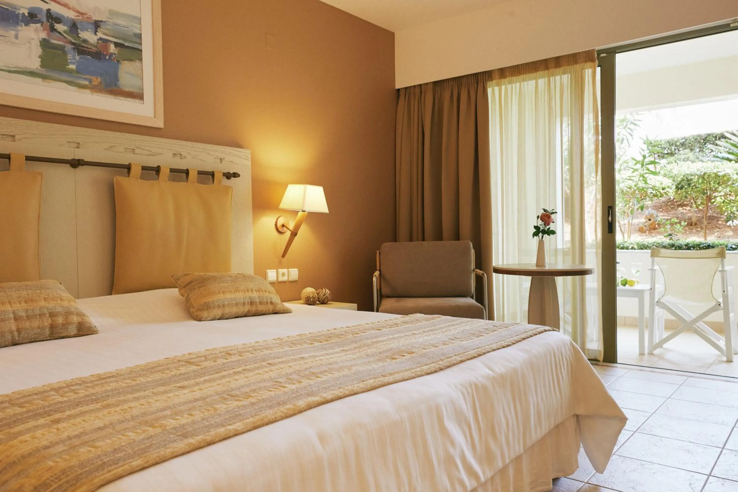 Bed in Giannoulis - Santa Marina Plaza (Adults Only)