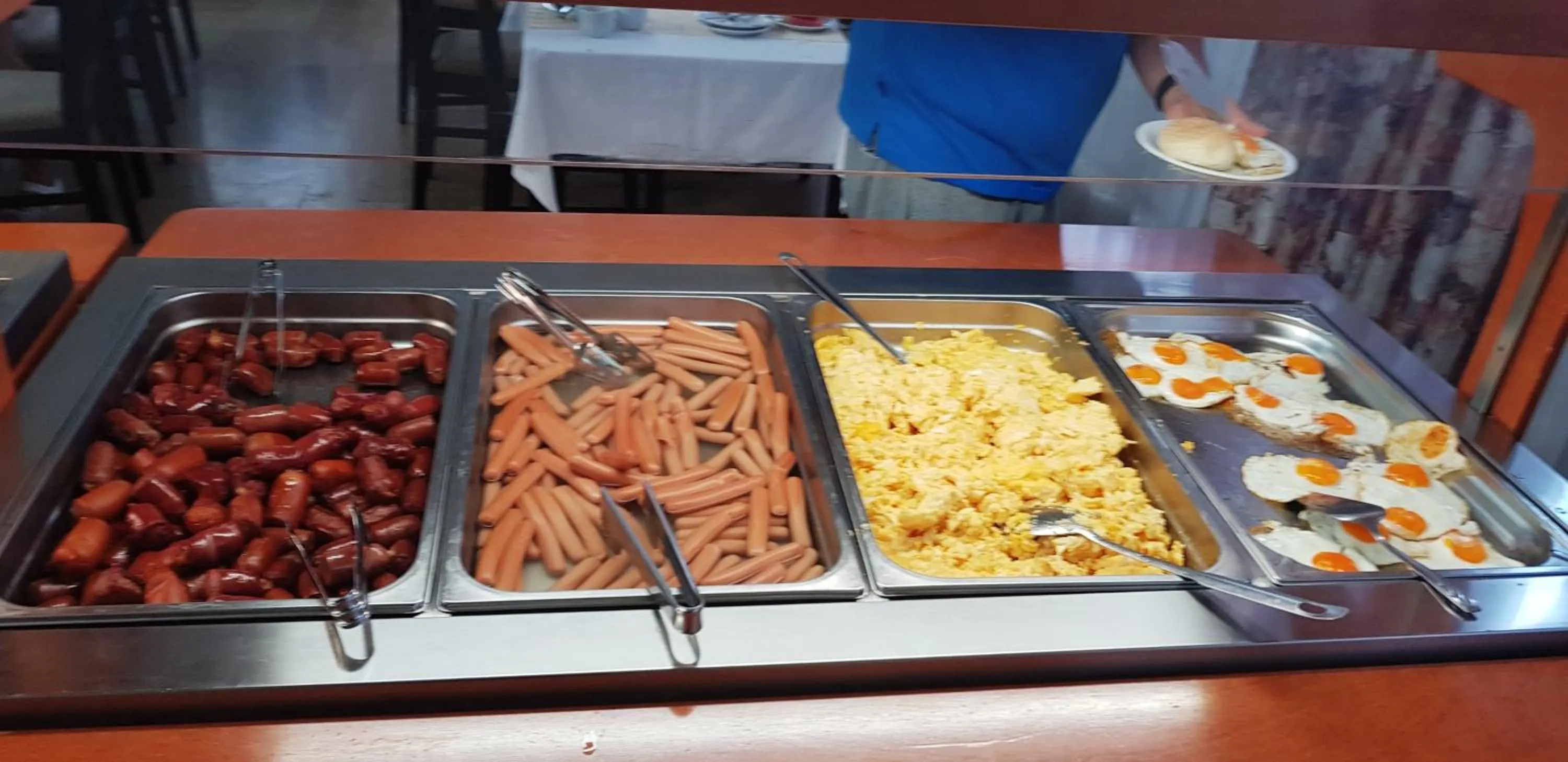 Buffet breakfast in Hotel Zenit Neum