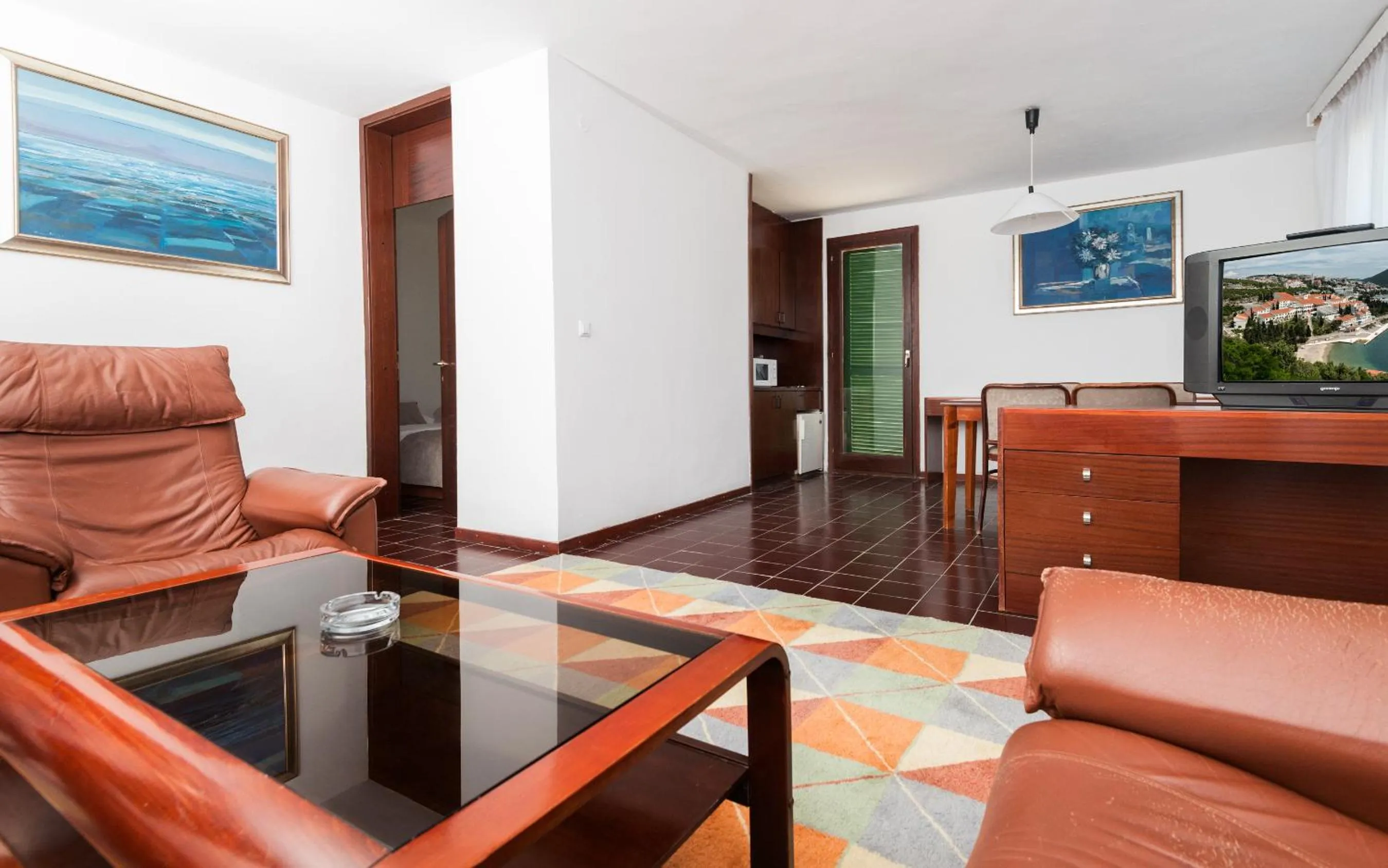 Dining area in Hotel Zenit Neum