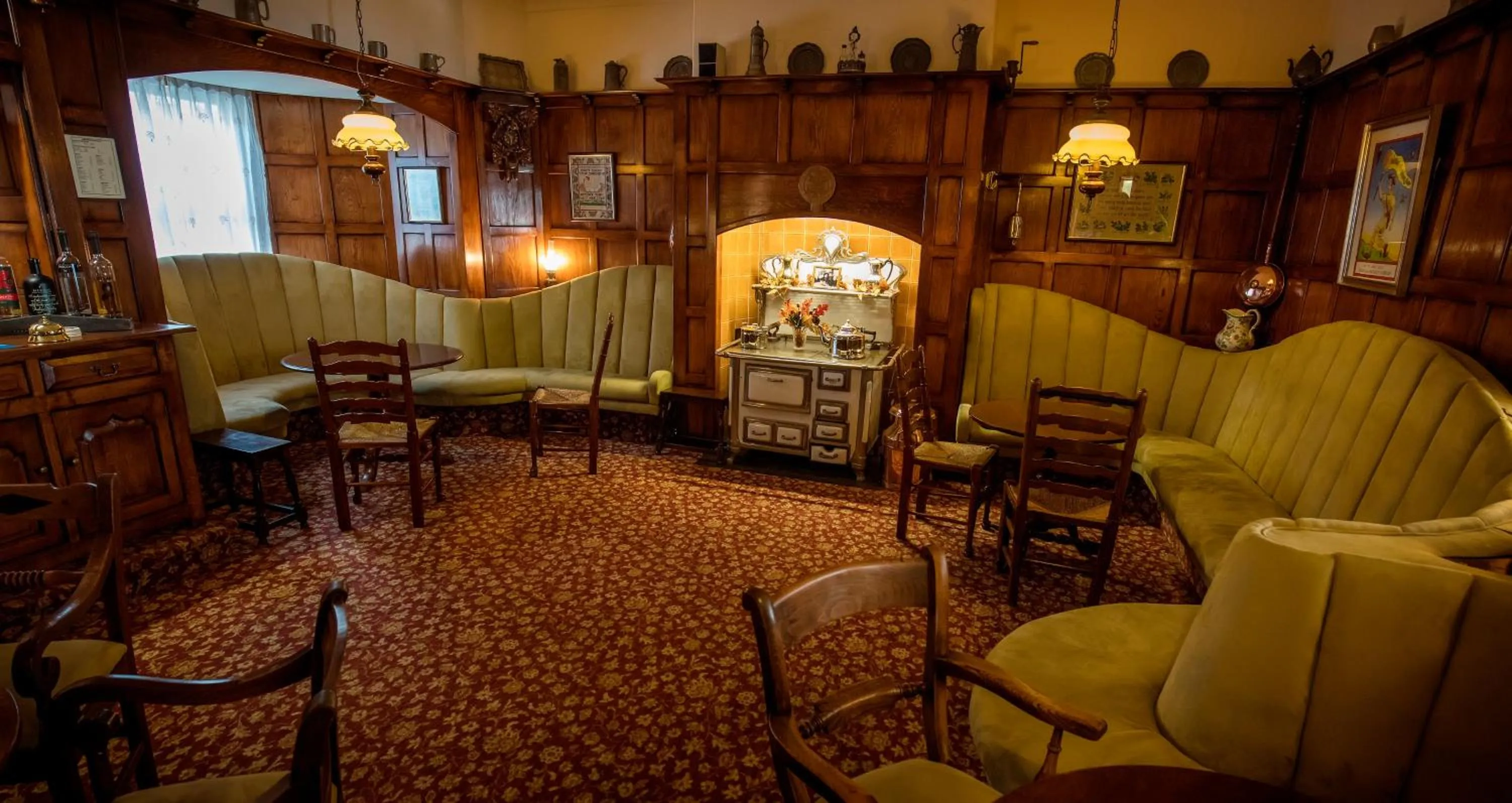 Nightclub / DJ in Dunoon Hotel