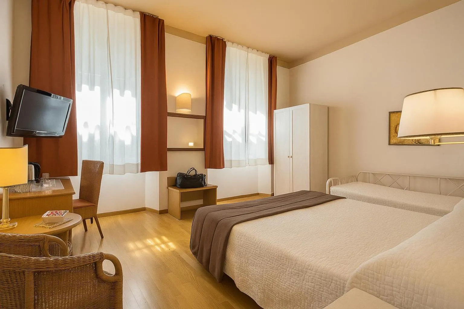 Bed in Piazza Paradiso Accommodation