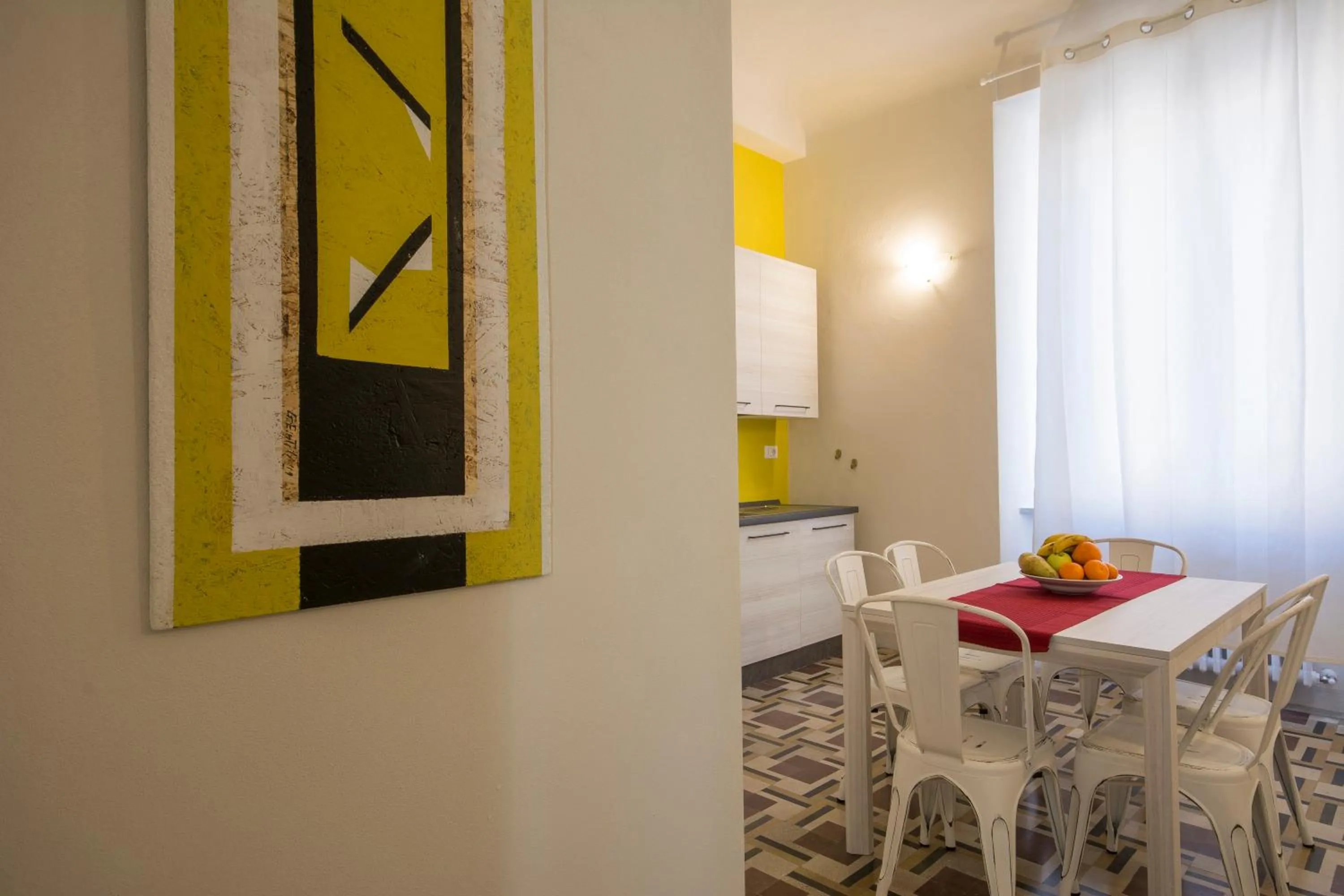 Kitchen or kitchenette in Piazza Paradiso Accommodation