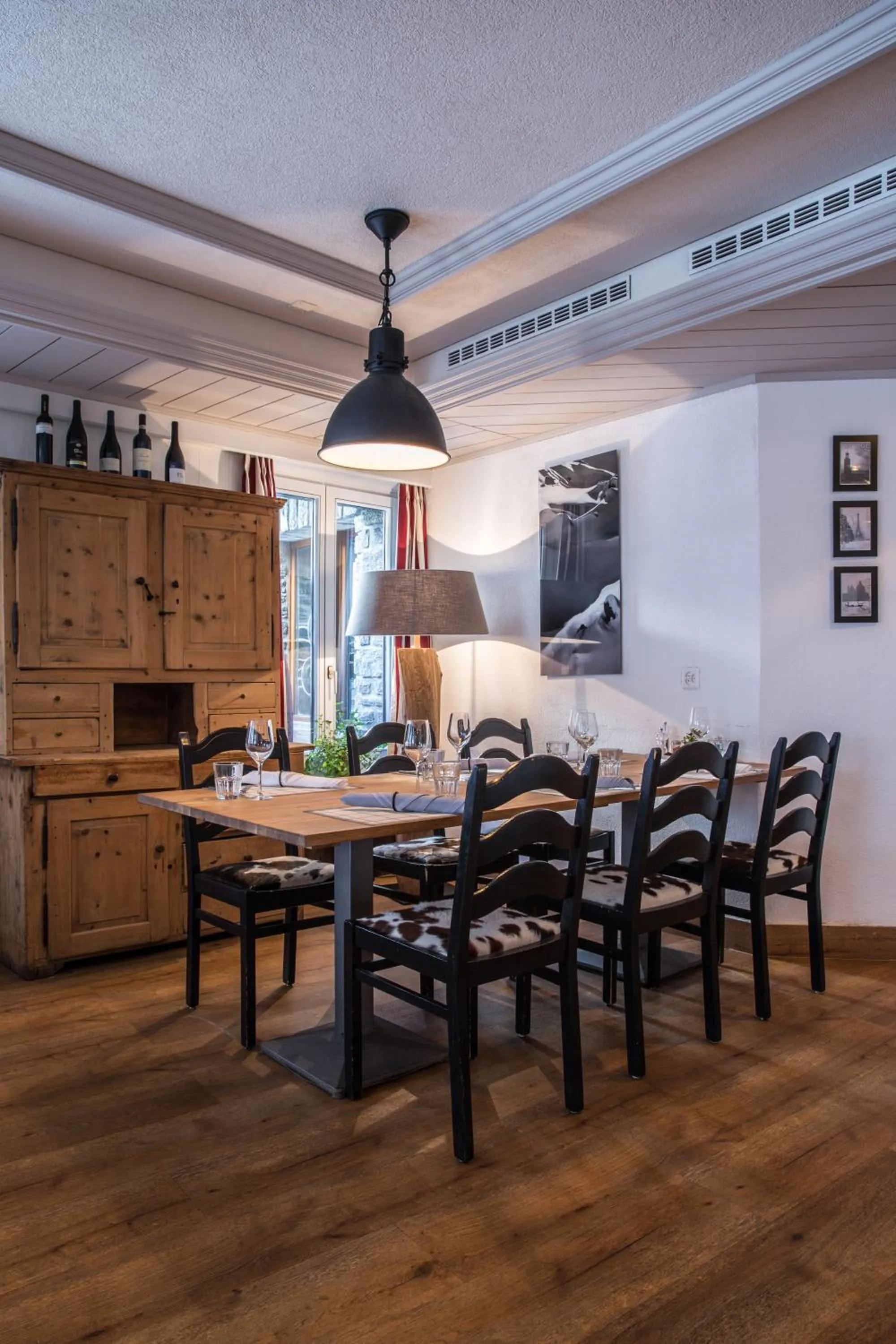 Restaurant/places to eat in Hotel Burgener