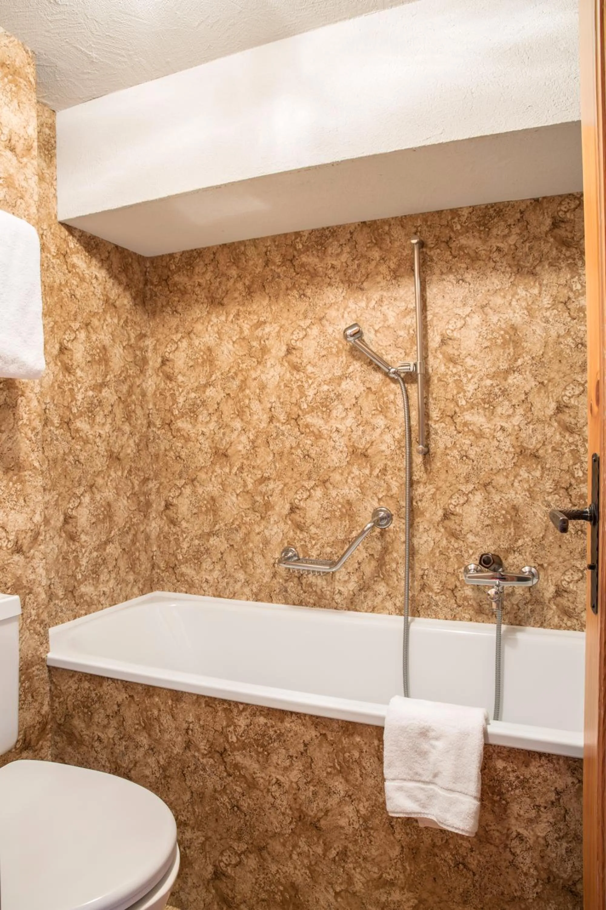 Bathroom in Hotel Burgener