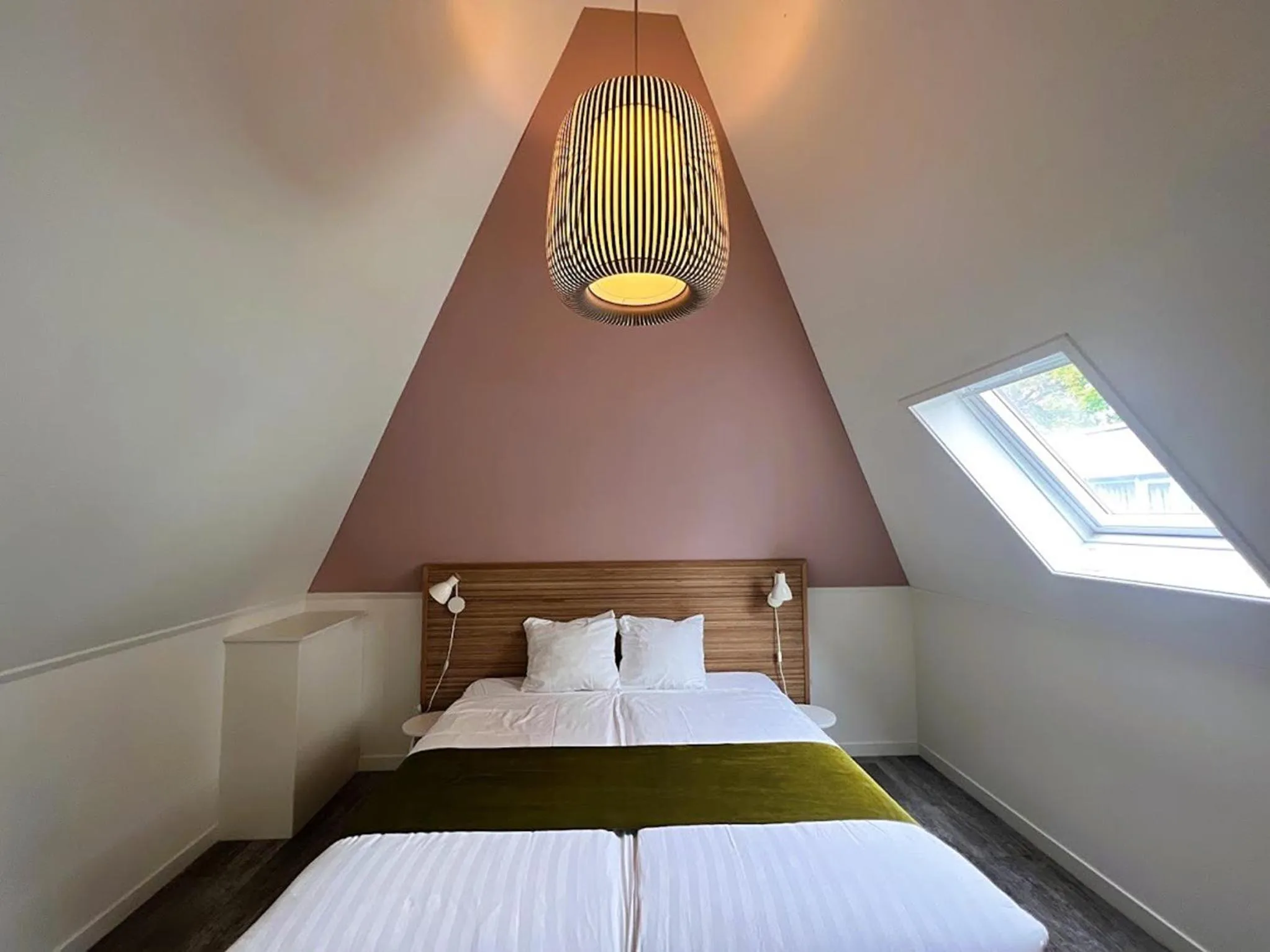 Bed in Hotel Loskade 45