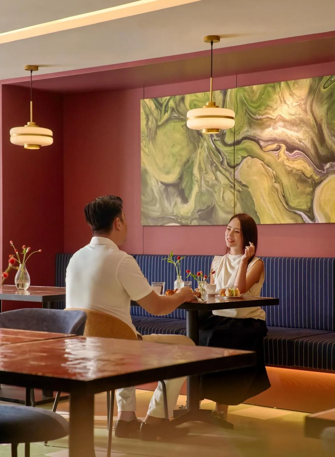 Restaurant/places to eat in M Village Hotel Kim Mã