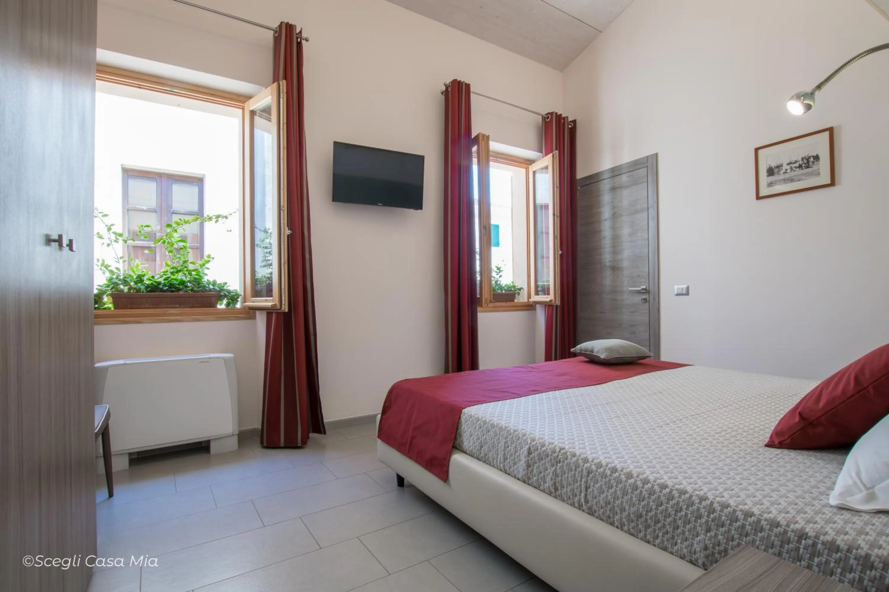 Photo of the whole room, Bed in Ottocento Guest House