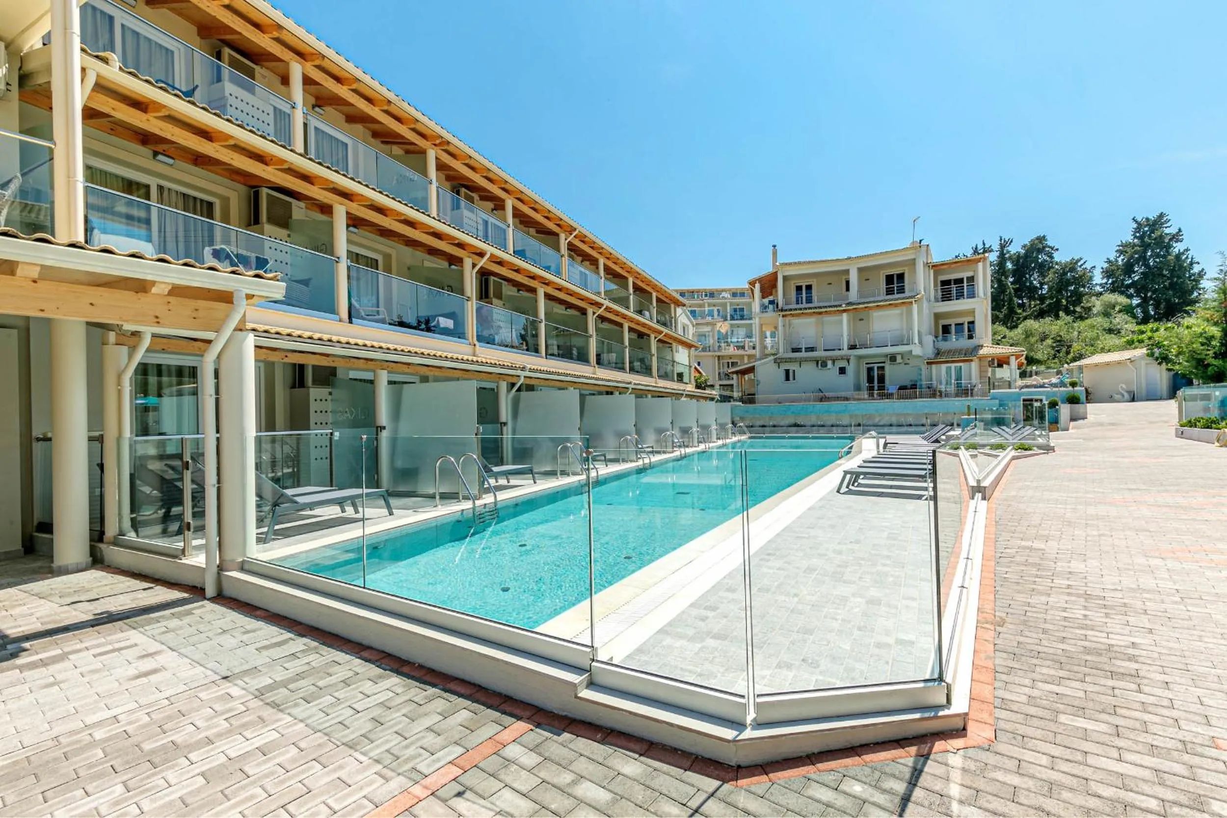 Palapart Gikas Gouvia