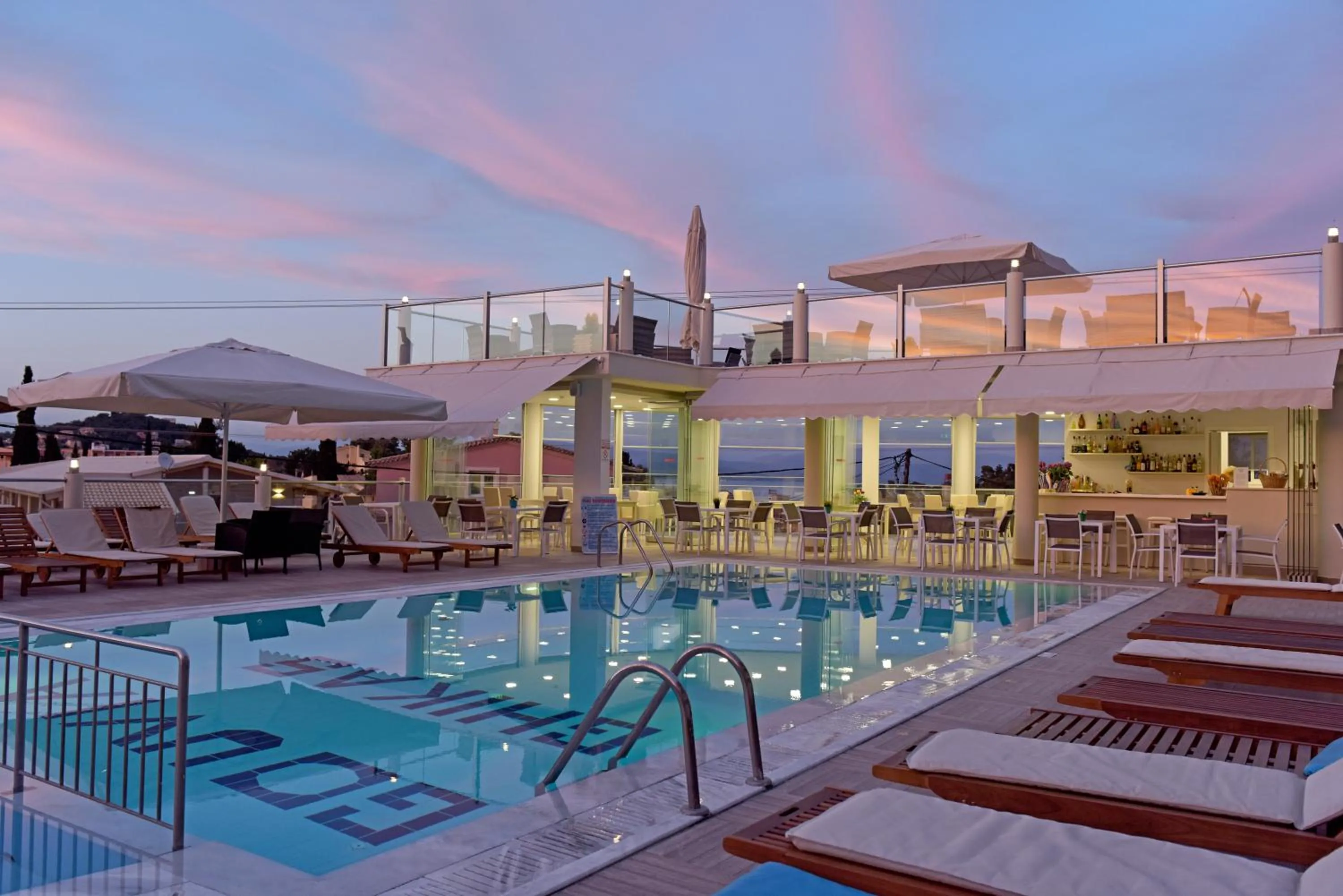 Swimming pool in Palapart Gikas Gouvia