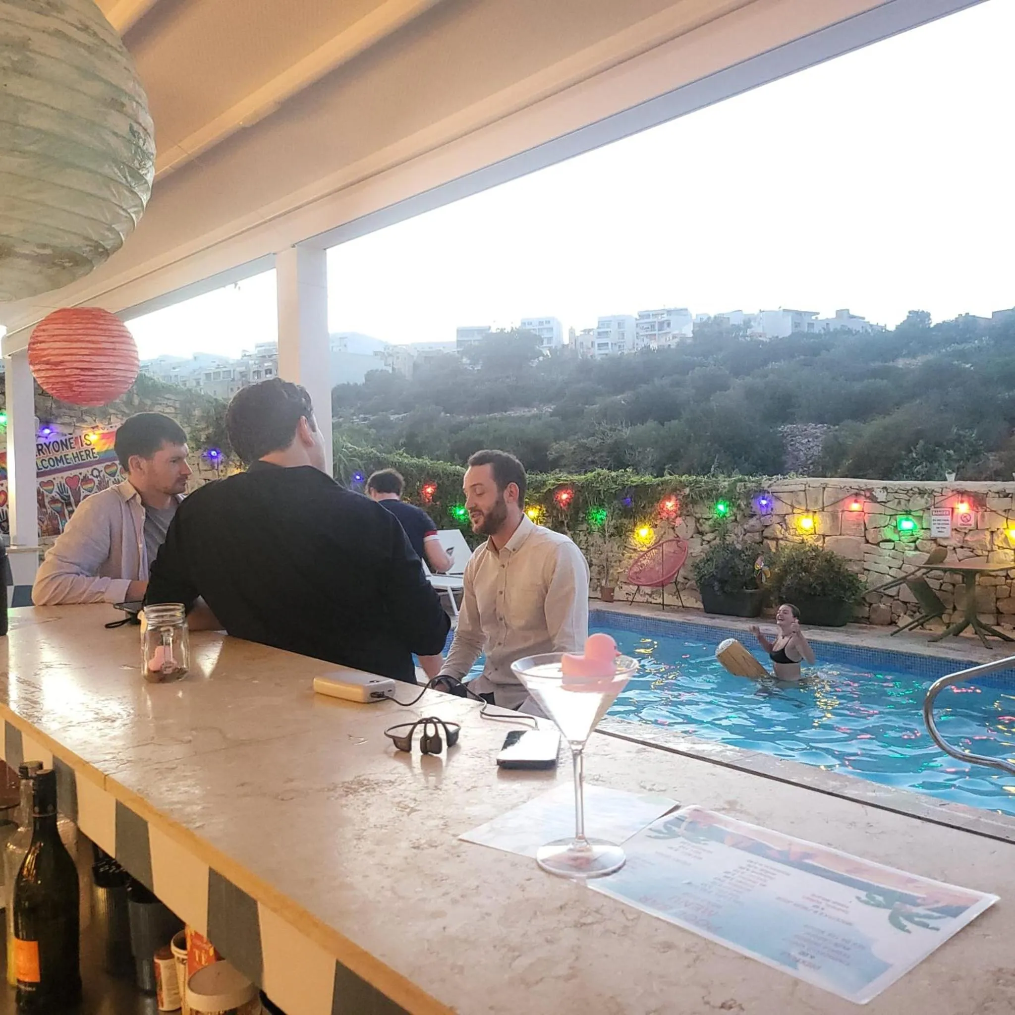 Follow the Sun Boutique Hostel - Pool, Breakfast & Sea Views