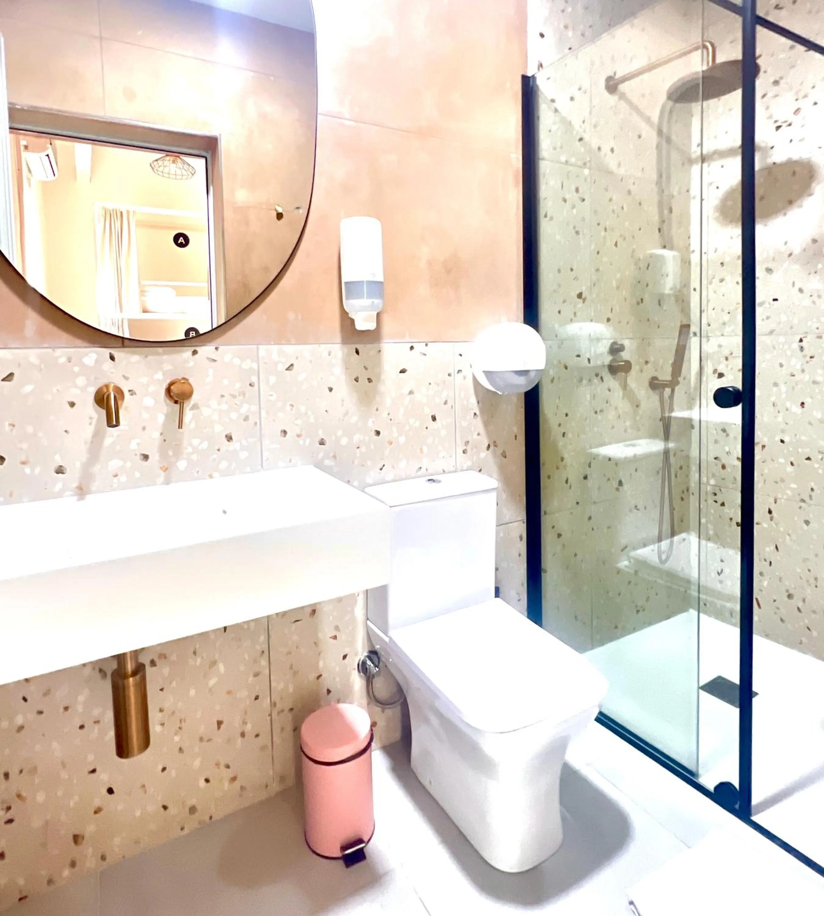 Shower in Follow the Sun Boutique Hostel - Pool, Breakfast & Sea Views