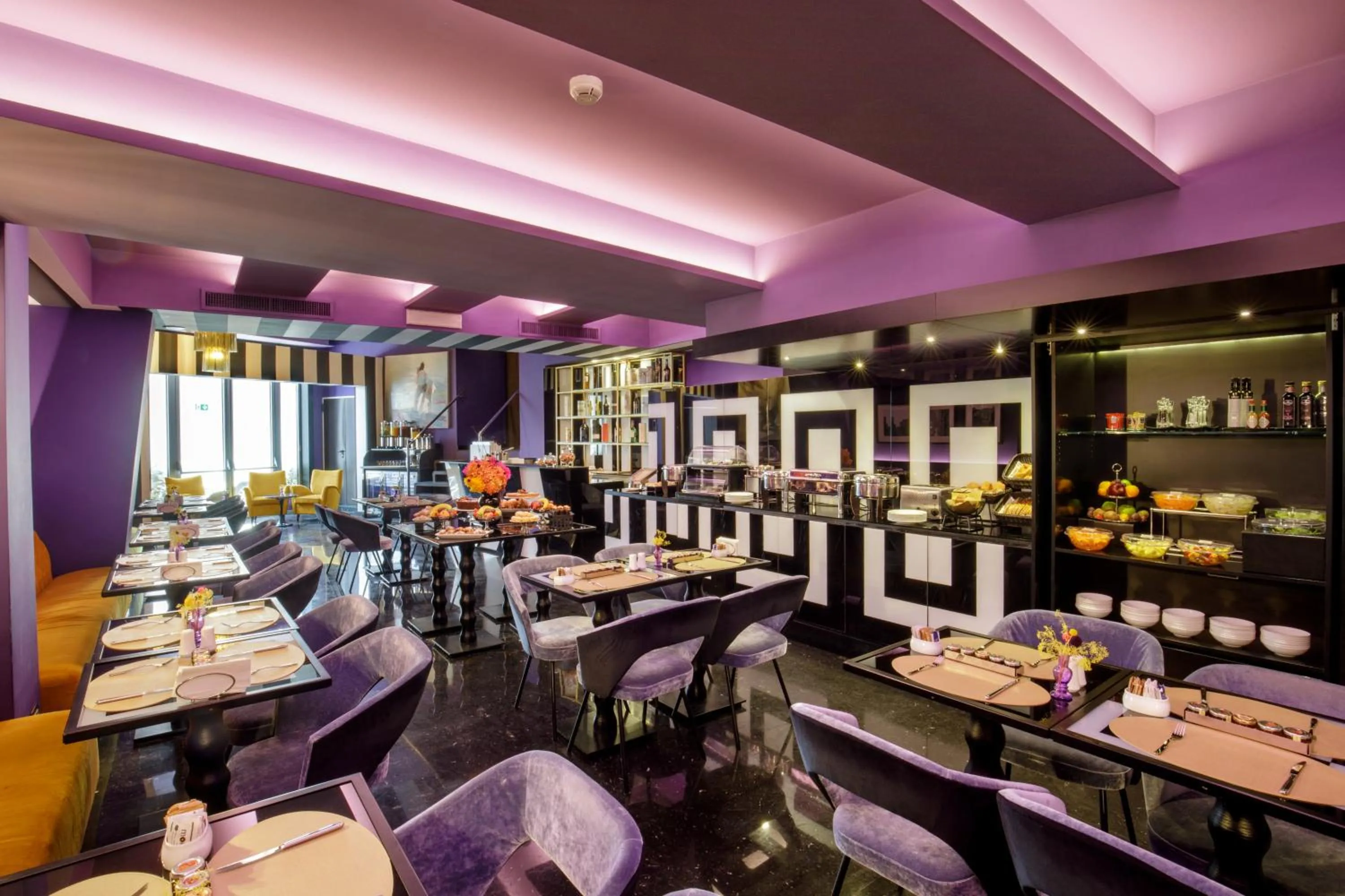 Breakfast in The Tribune, part of JdV by Hyatt