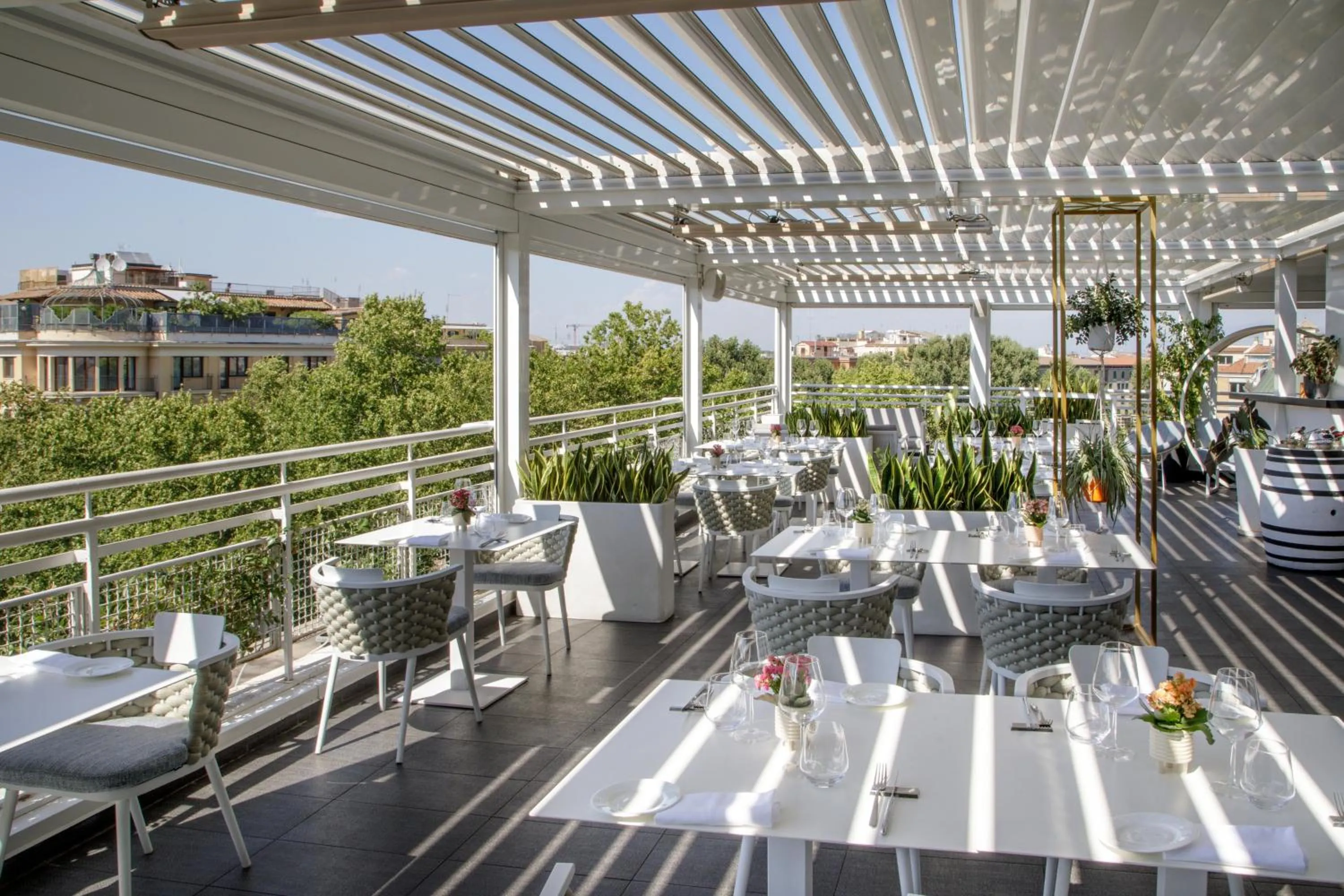 Balcony/Terrace in The Tribune, part of JdV by Hyatt