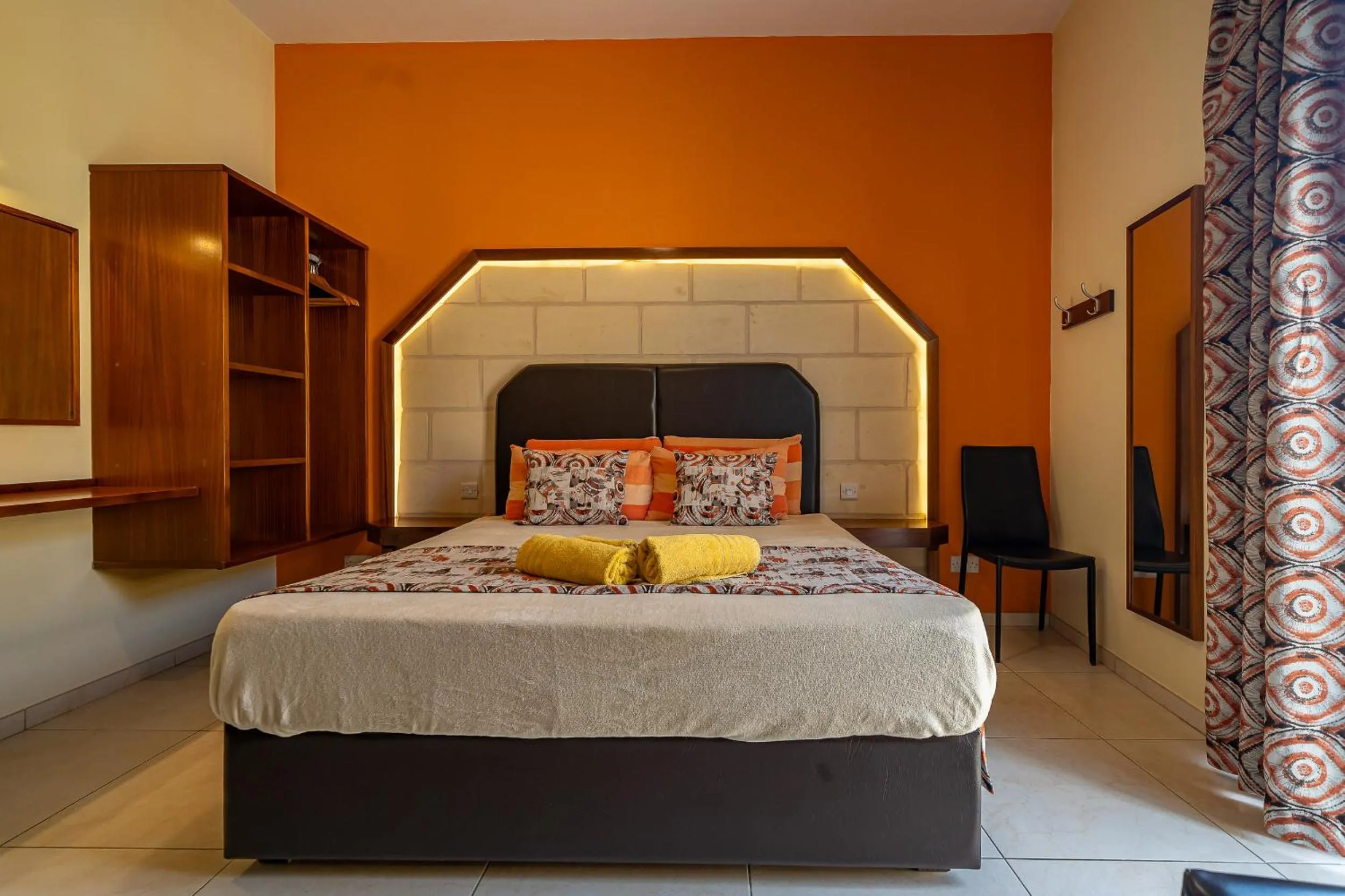 Photo of the whole room, Bed in Il-Logga Boutique Hotel