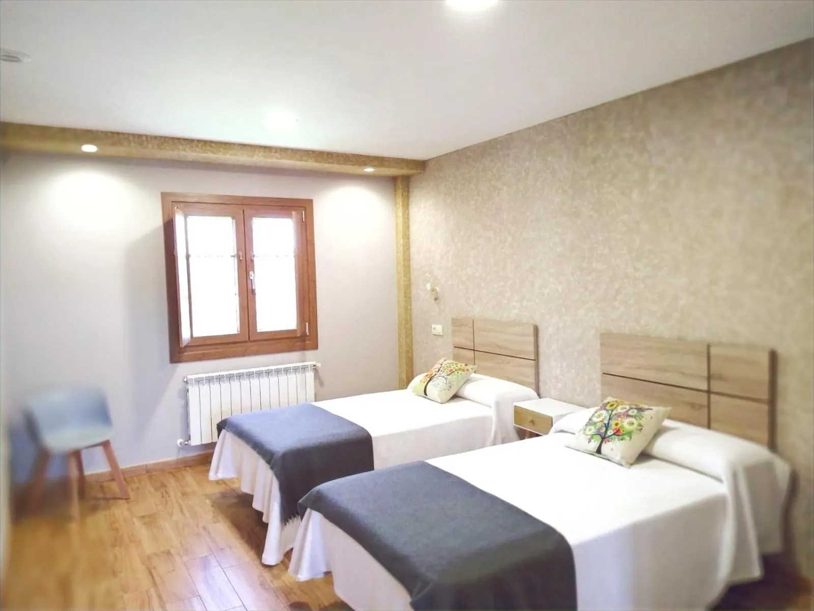 Photo of the whole room, Bed in Apartamentos Navalin