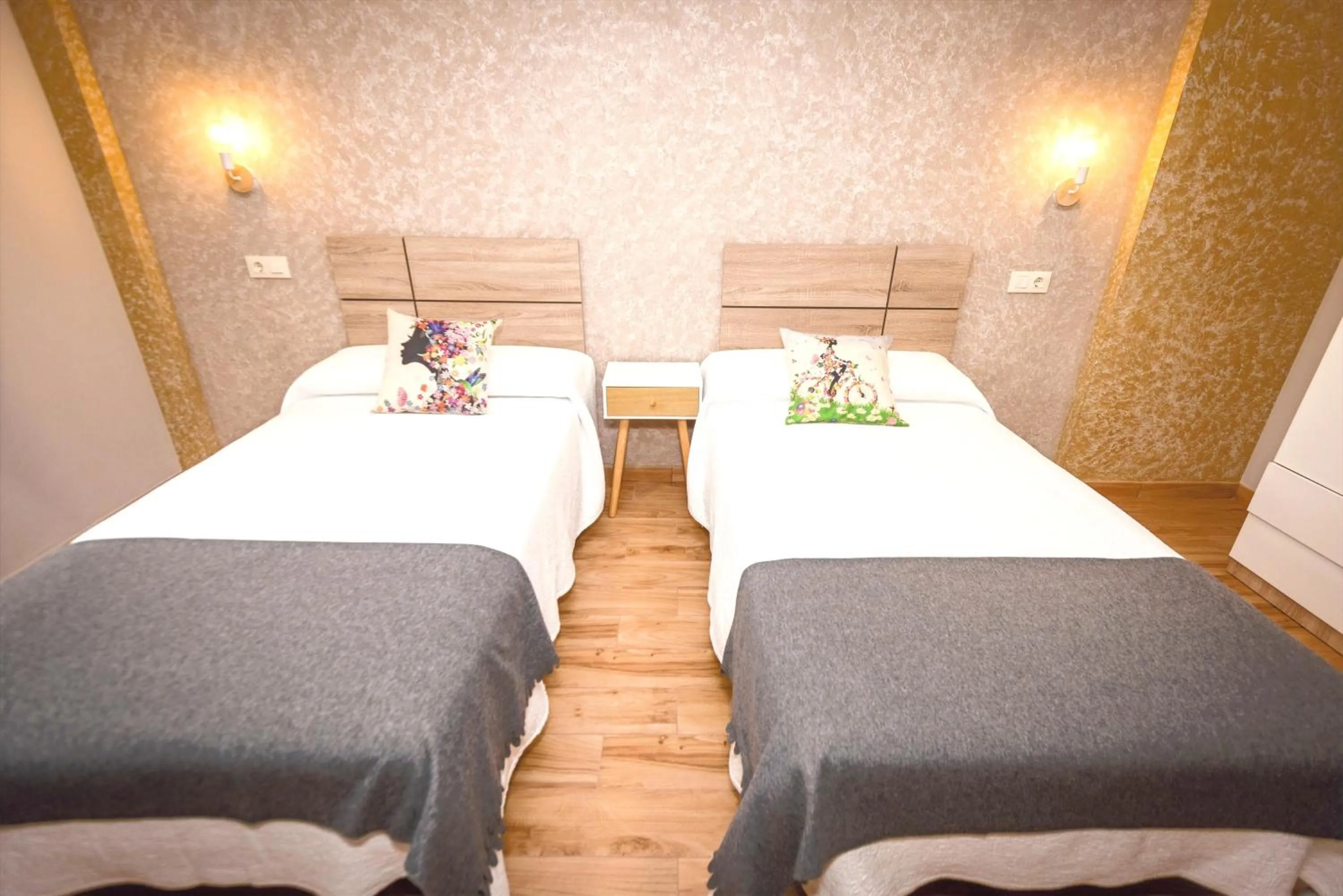 Bedroom, Bed in Apartamentos Navalin