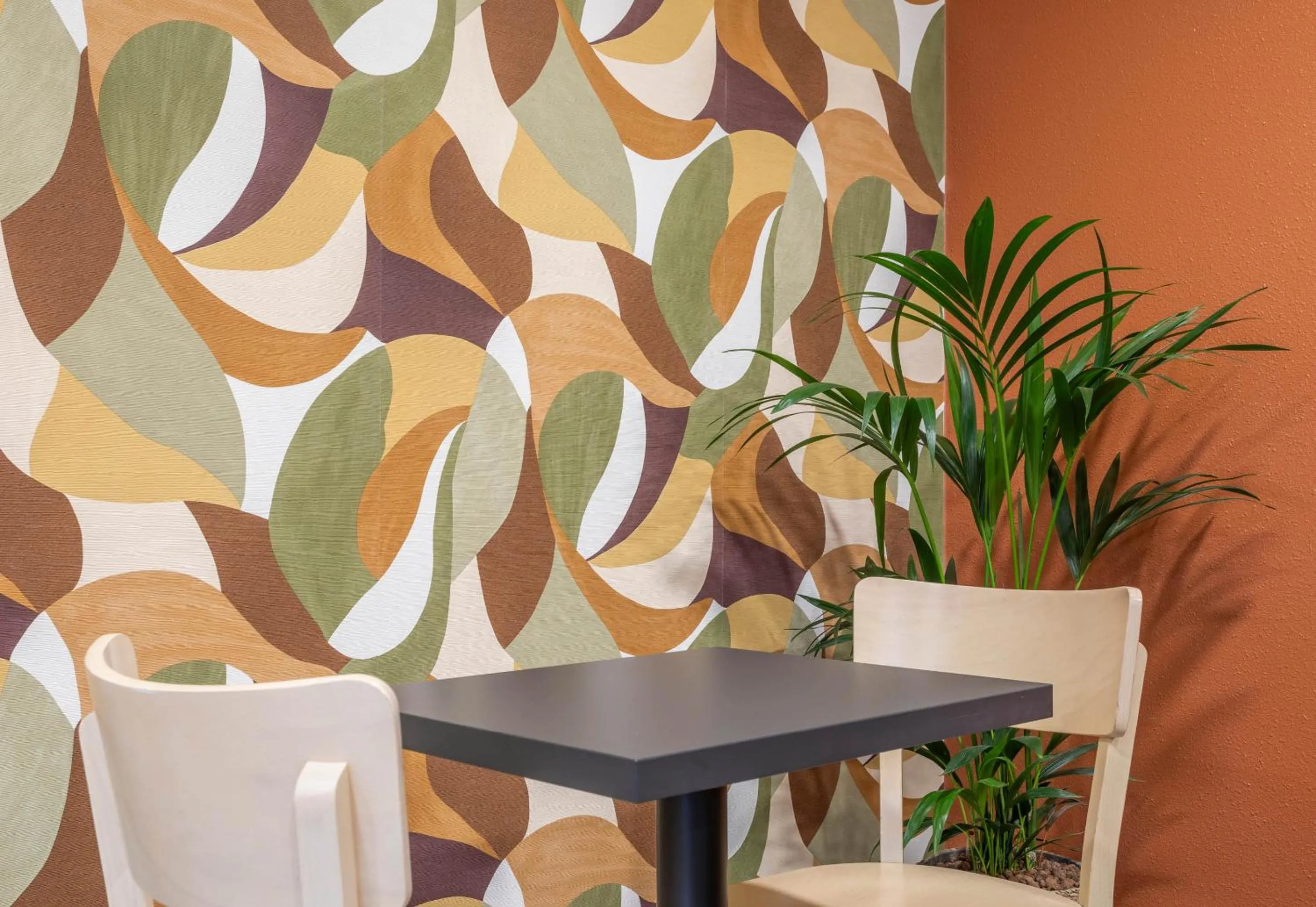 Restaurant/places to eat in B&B HOTEL Marseille Les Ports