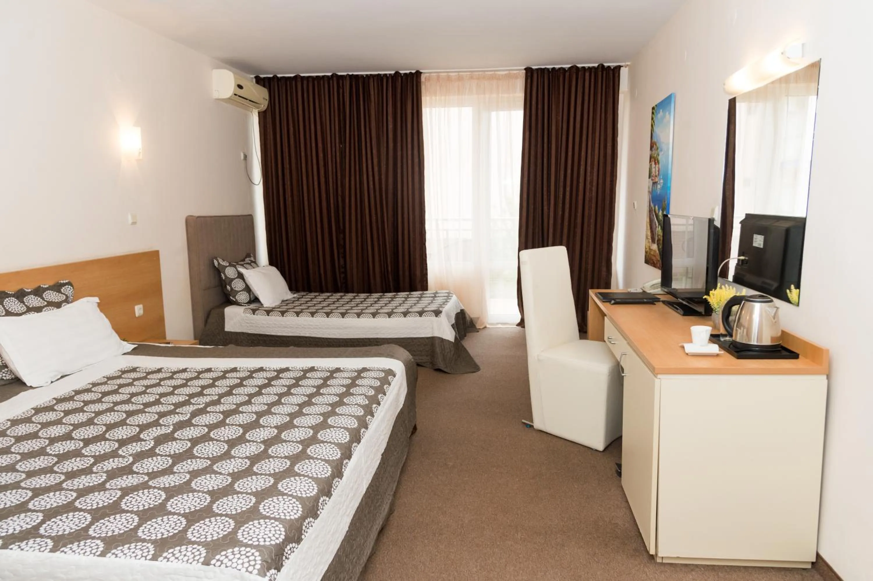 Photo of the whole room in Hotel Central