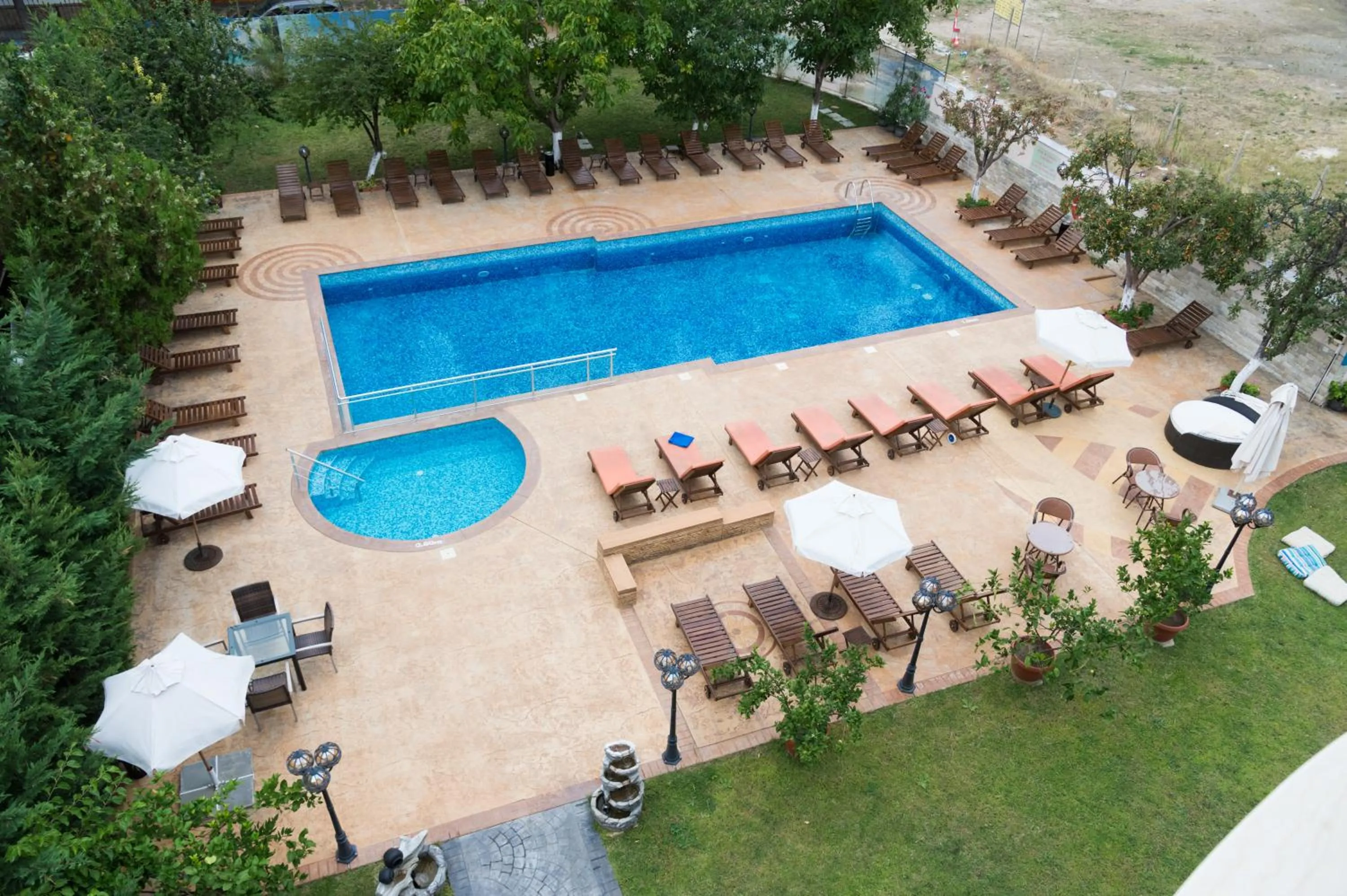 Swimming pool in Hotel Central