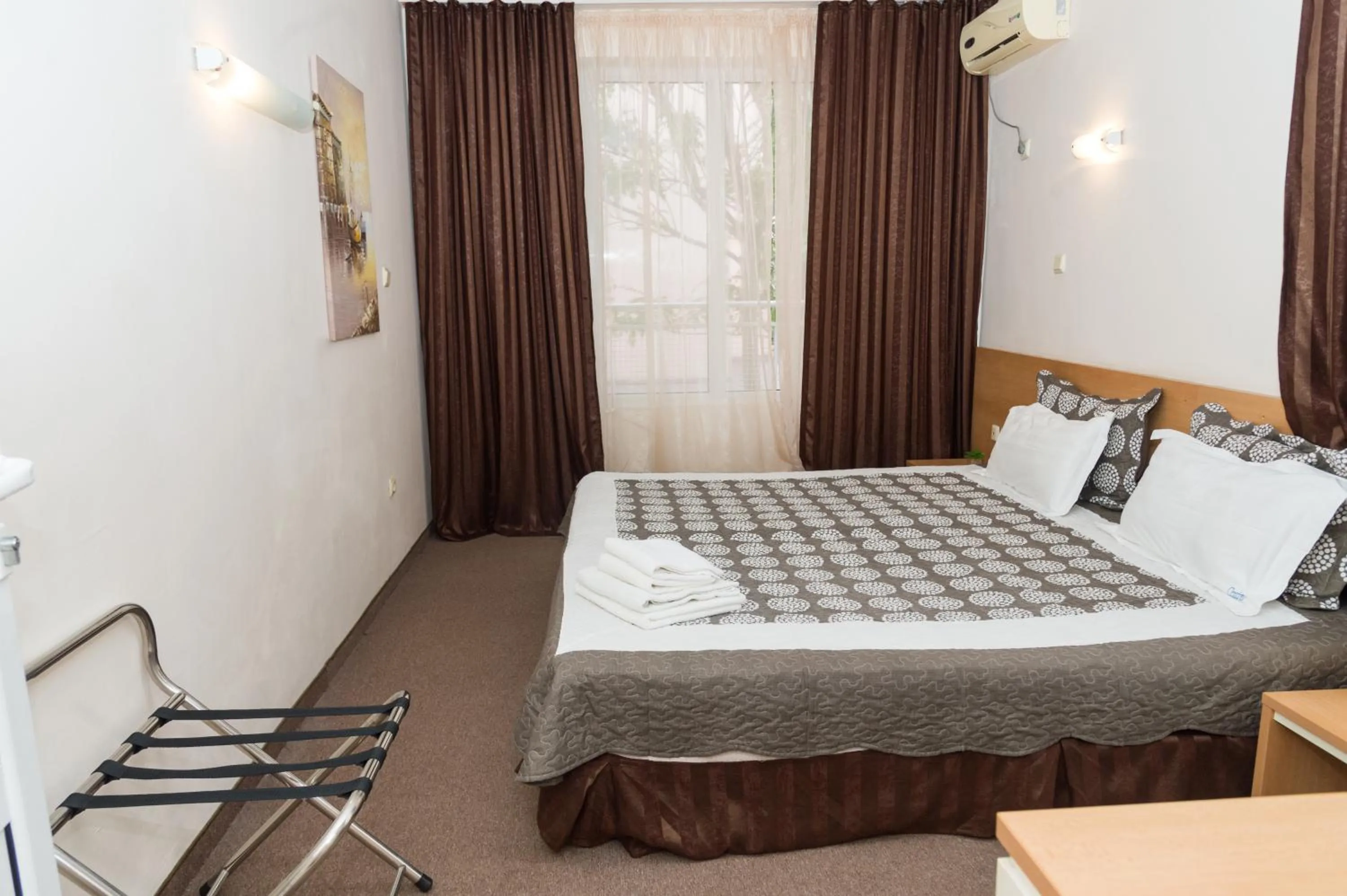 Property building in Hotel Central