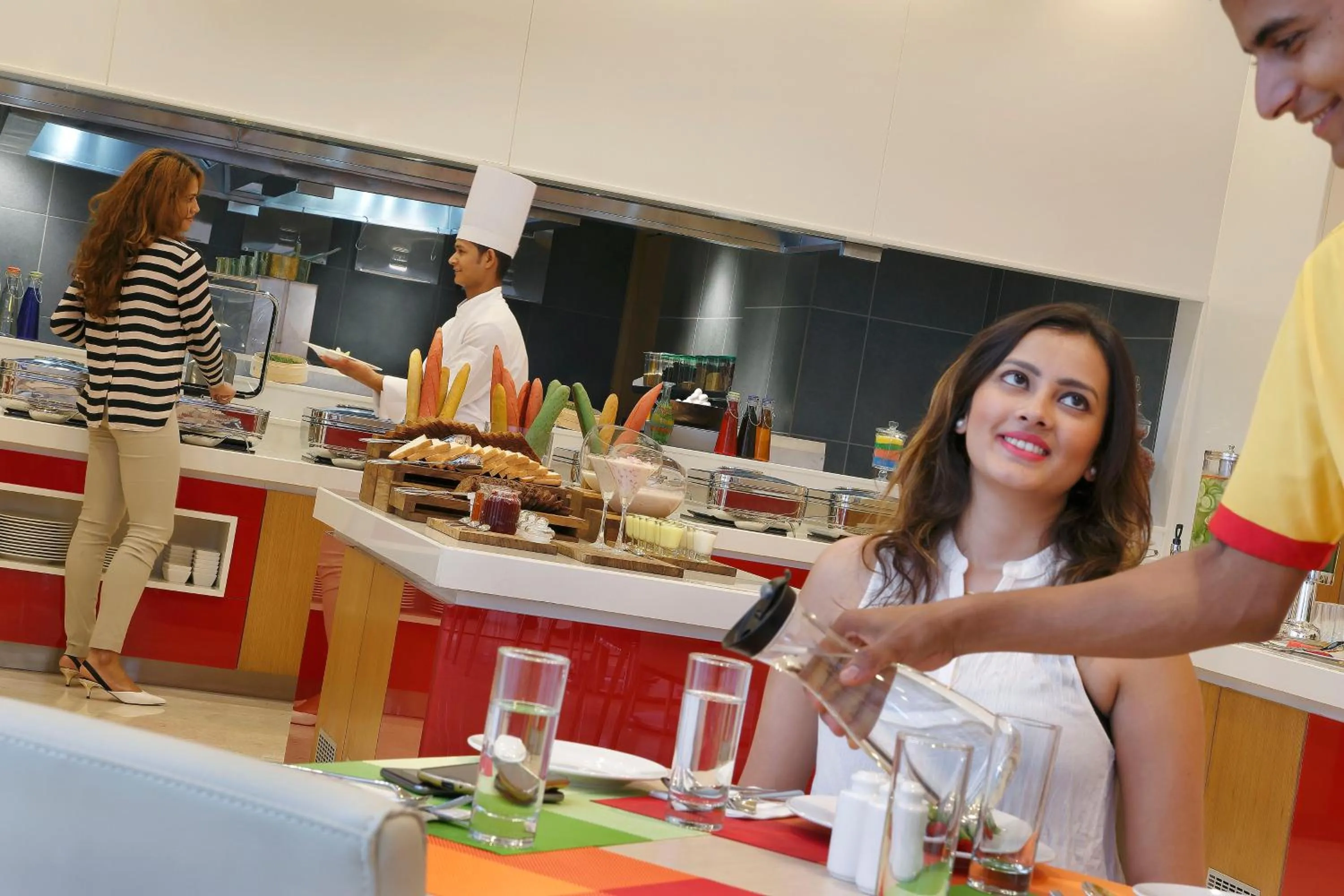 Restaurant/places to eat in Ibis Chennai OMR - An Accor Brand
