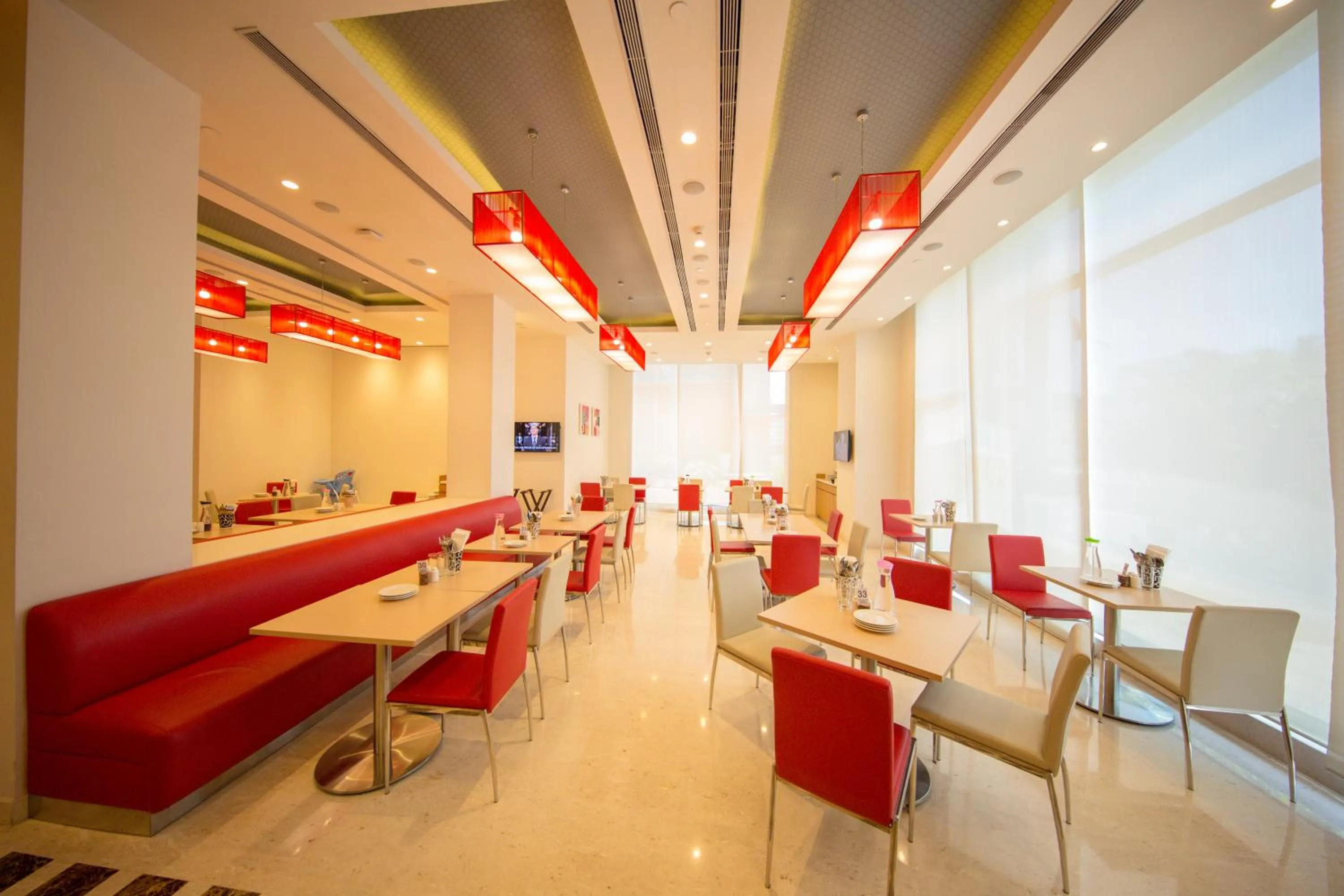 Restaurant/places to eat in Ibis Chennai OMR - An Accor Brand