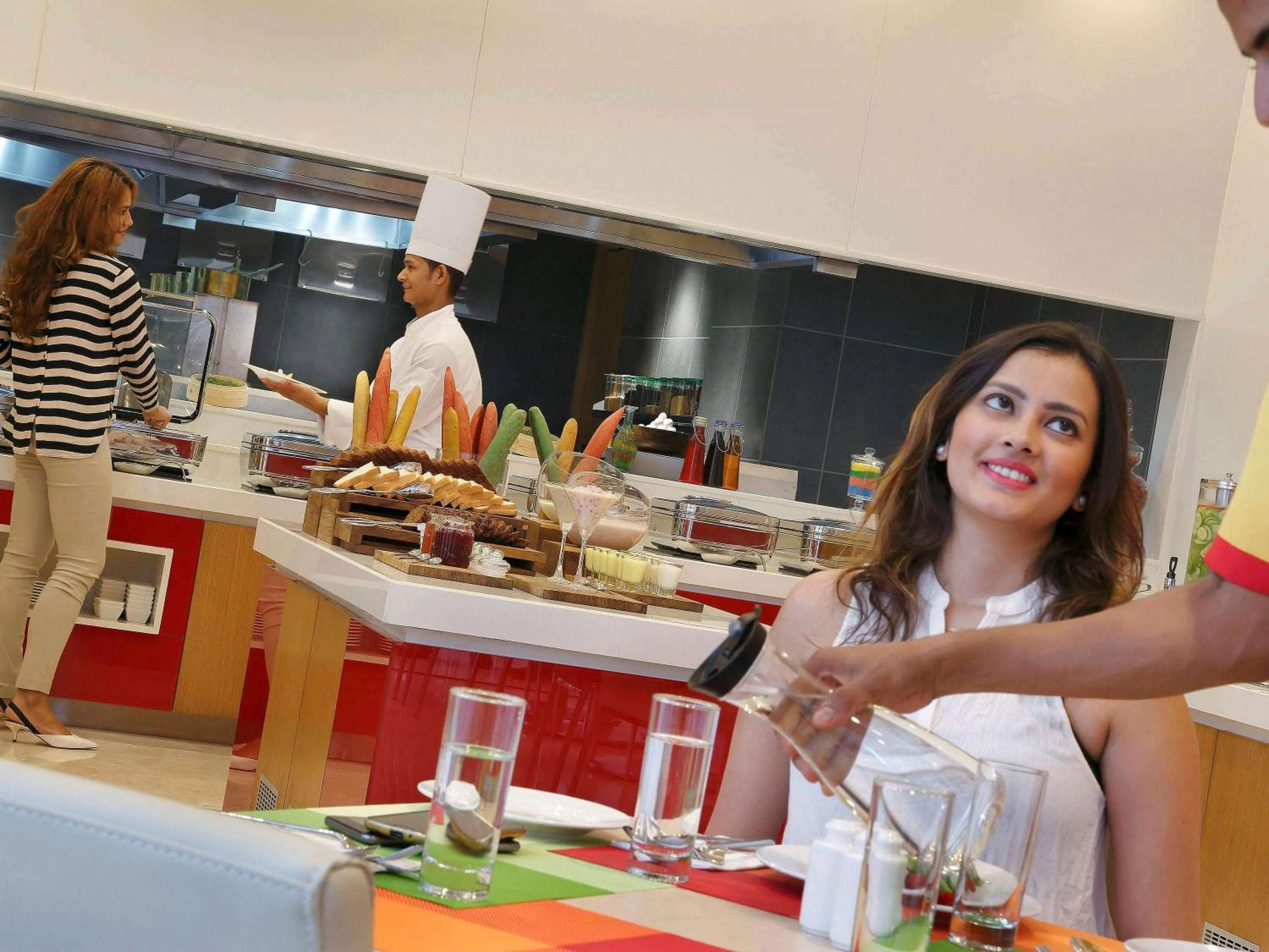 Restaurant/places to eat in Ibis Chennai OMR - An Accor Brand