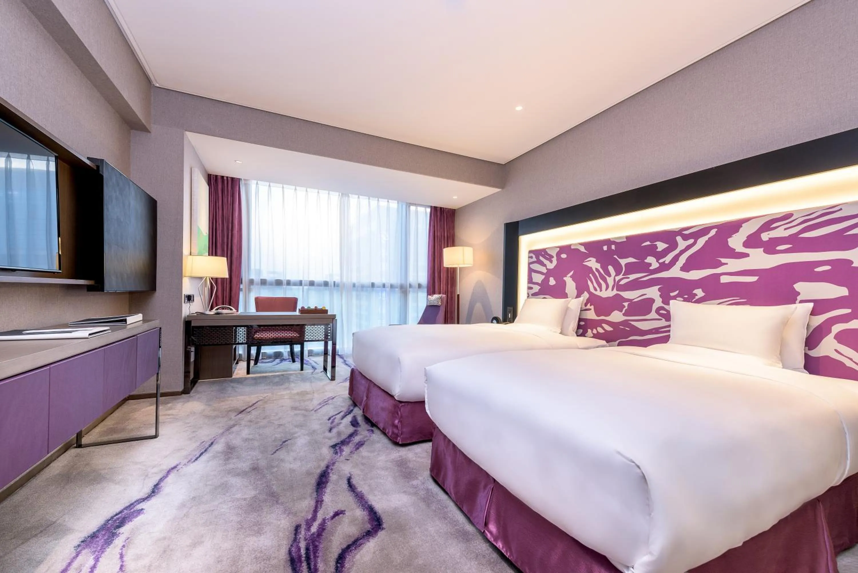 Bed in Novotel Xi'an SCPG