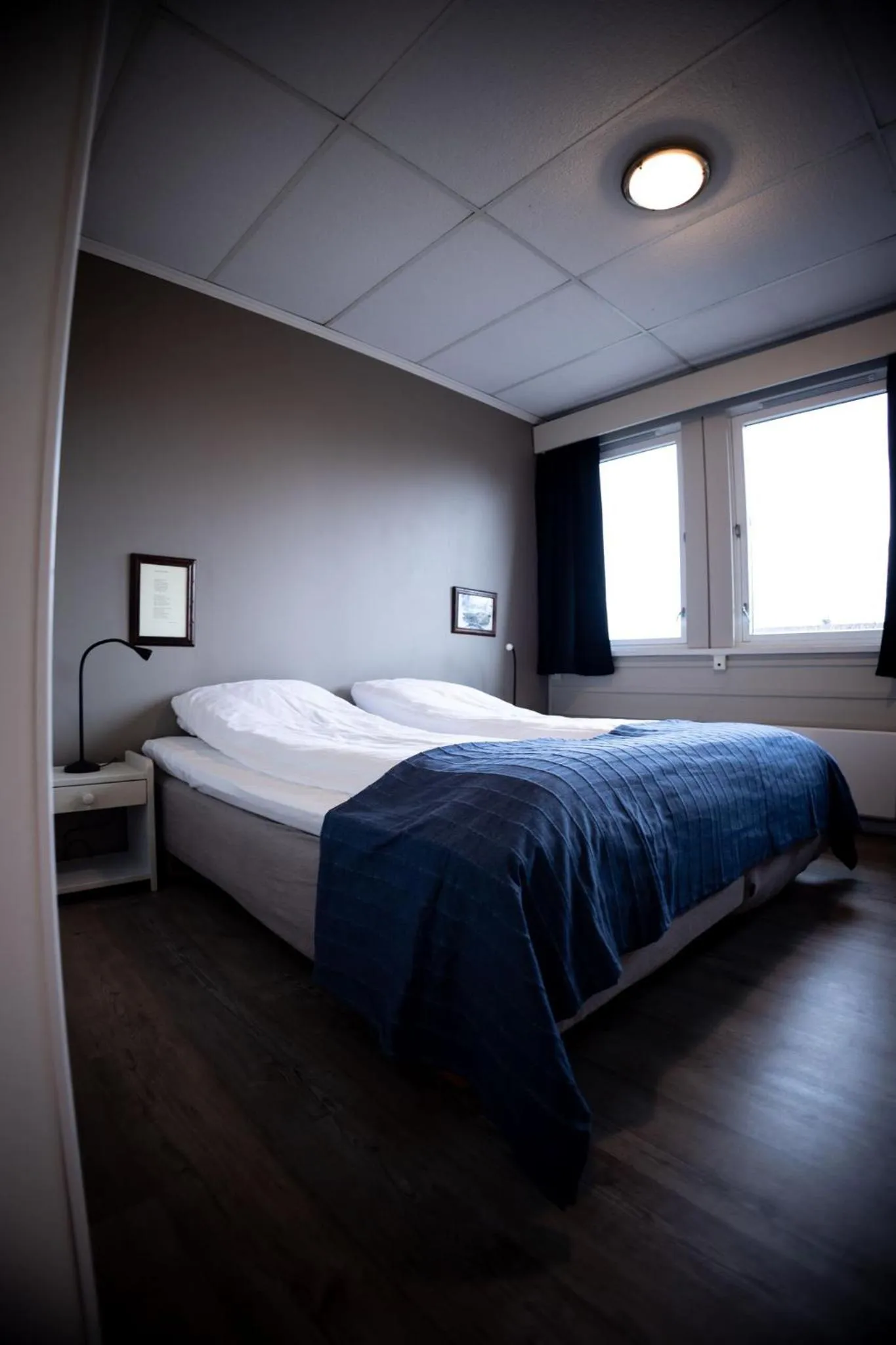 Bed in Askvoll Fjordhotell