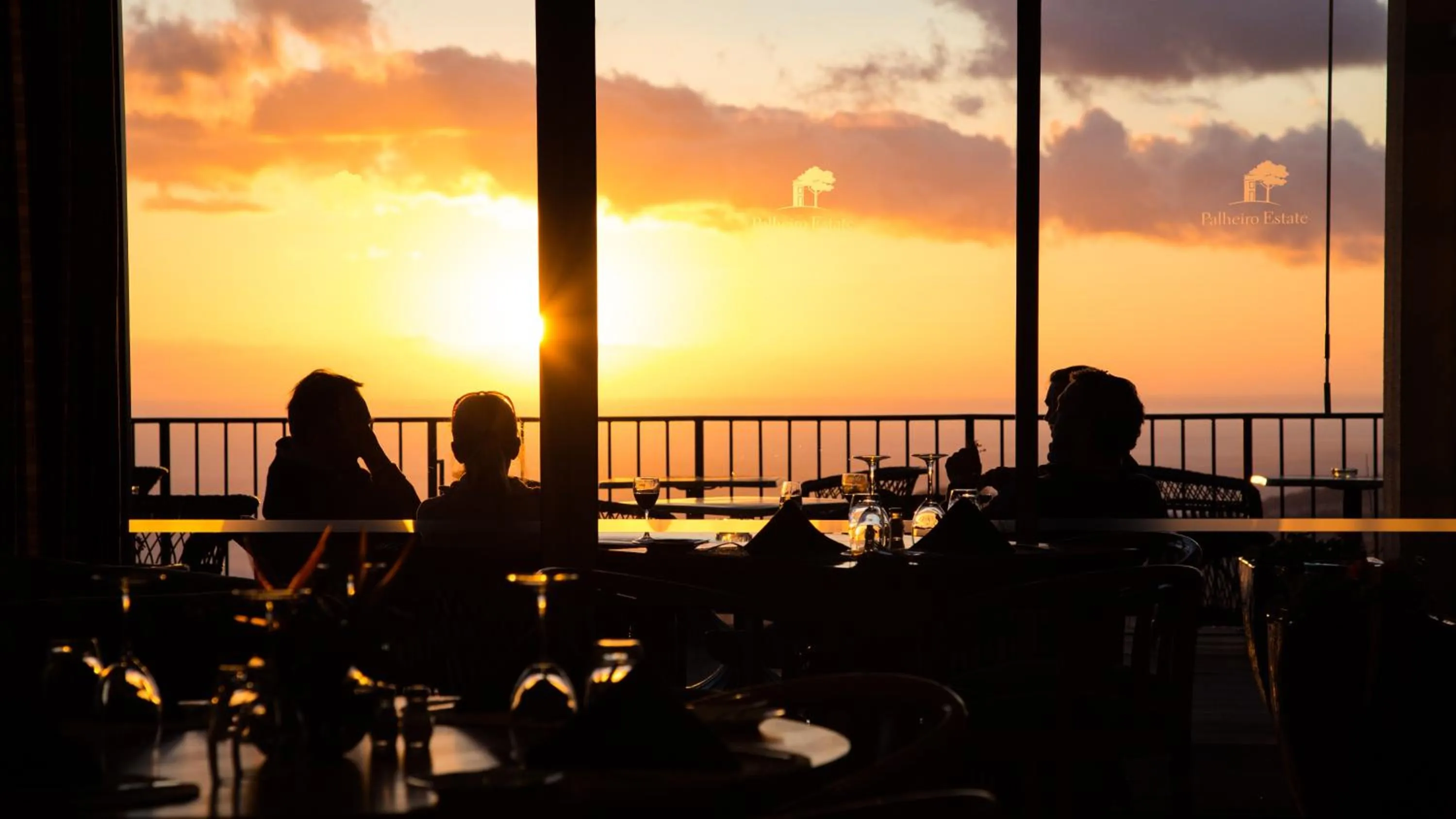 Restaurant/places to eat in Palheiro Village Resort