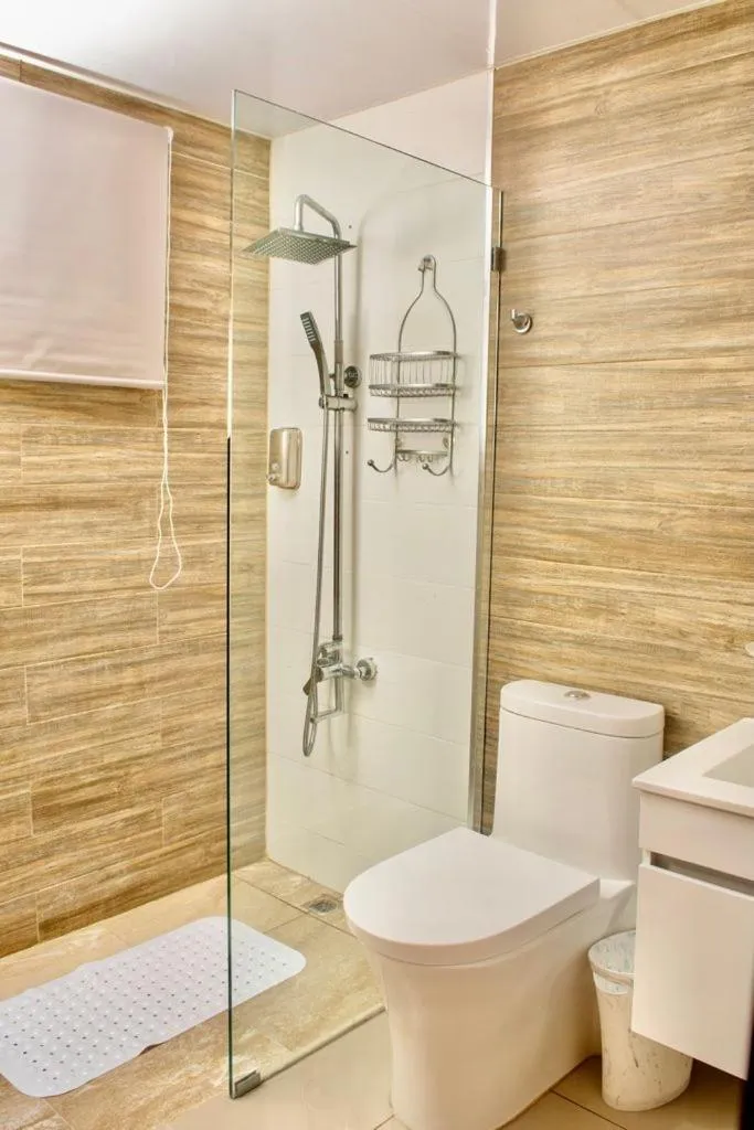 Shower in Hotel Casa Jum